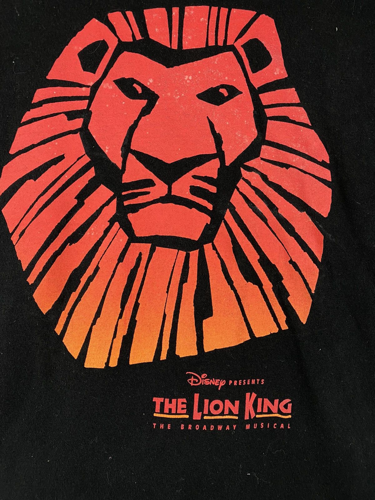 Disney GONE 🔥 Vintage The Lion King Musical Tees T Shirts Size US M / EU 48-50 / 2 - 3 Thumbnail