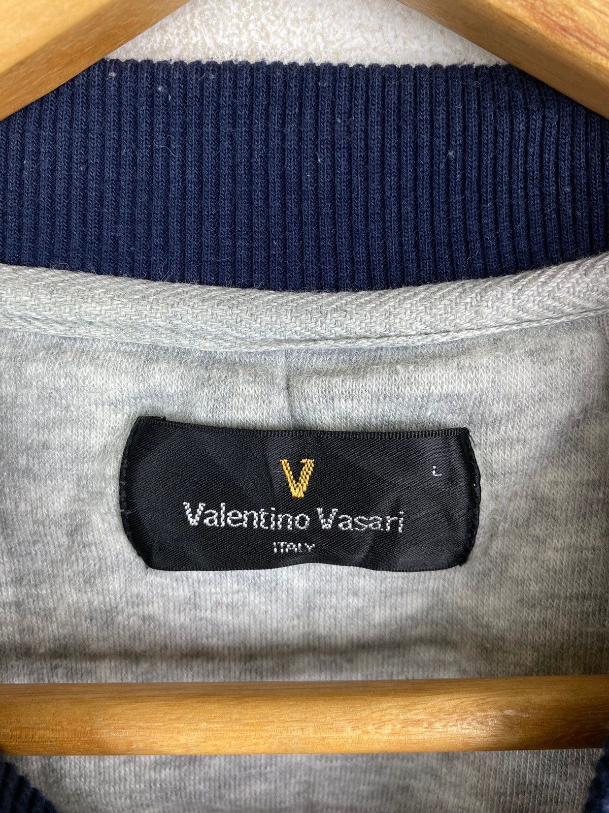 Valentino × Vintage VINTAGE VALENTINO VASARI ITALY BIG LOGO SWEATSHIRT Size US L / EU 52-54 / 3 - 4 Thumbnail