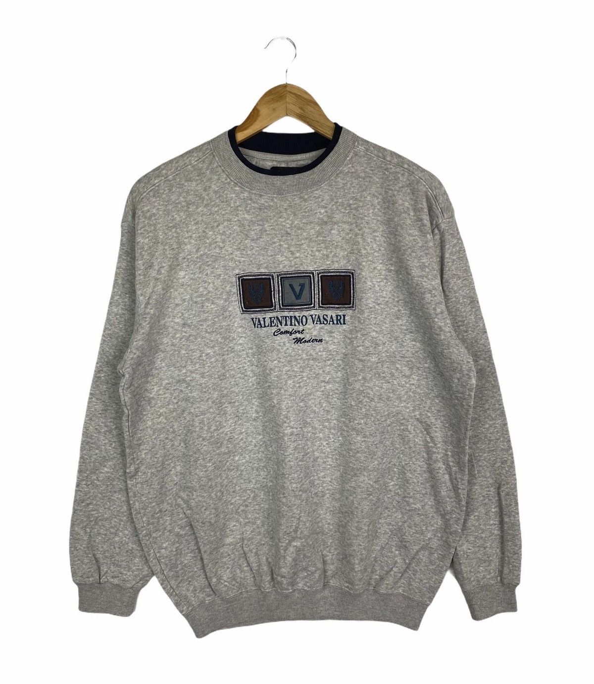 Valentino × Vintage VINTAGE VALENTINO VASARI ITALY BIG LOGO SWEATSHIRT Size US L / EU 52-54 / 3 - 1 Thumbnail
