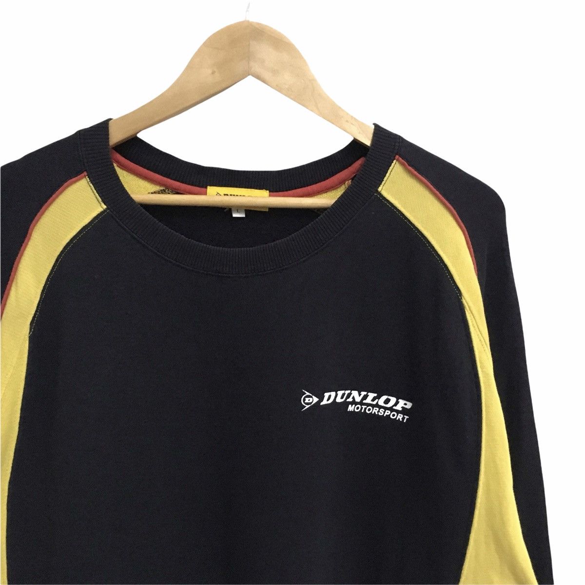 Dunlop × Vintage VINTAGE DUNLOP MOTORSPORT BIG LOGO CREWNECK SWEATSHIRT Size US L / EU 52-54 / 3 - 4 Thumbnail