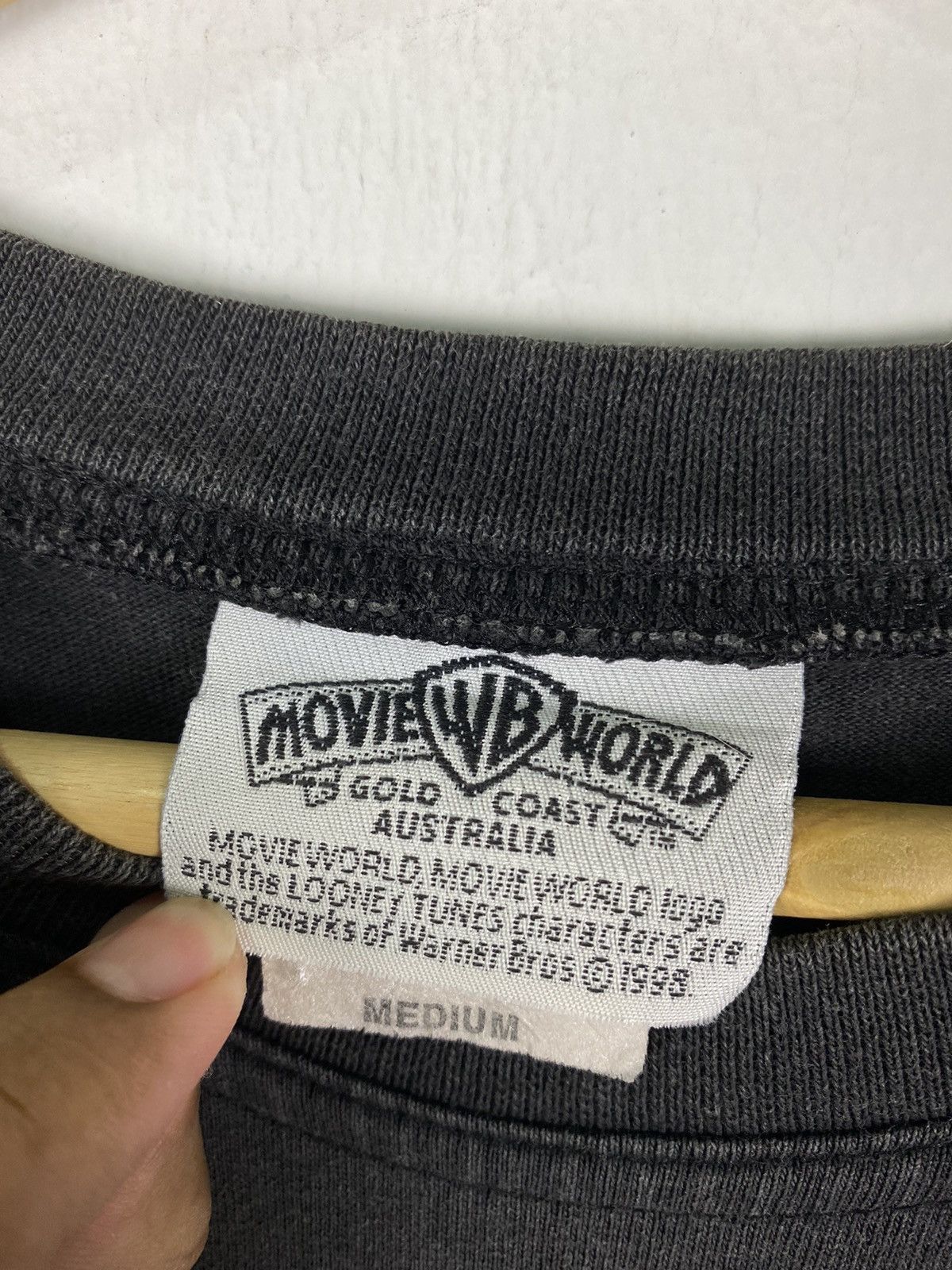 Vintage GONE 🔥 Vintage Tazmania Gold Coast Movie T shirt Tee Size US M / EU 48-50 / 2 - 4 Thumbnail