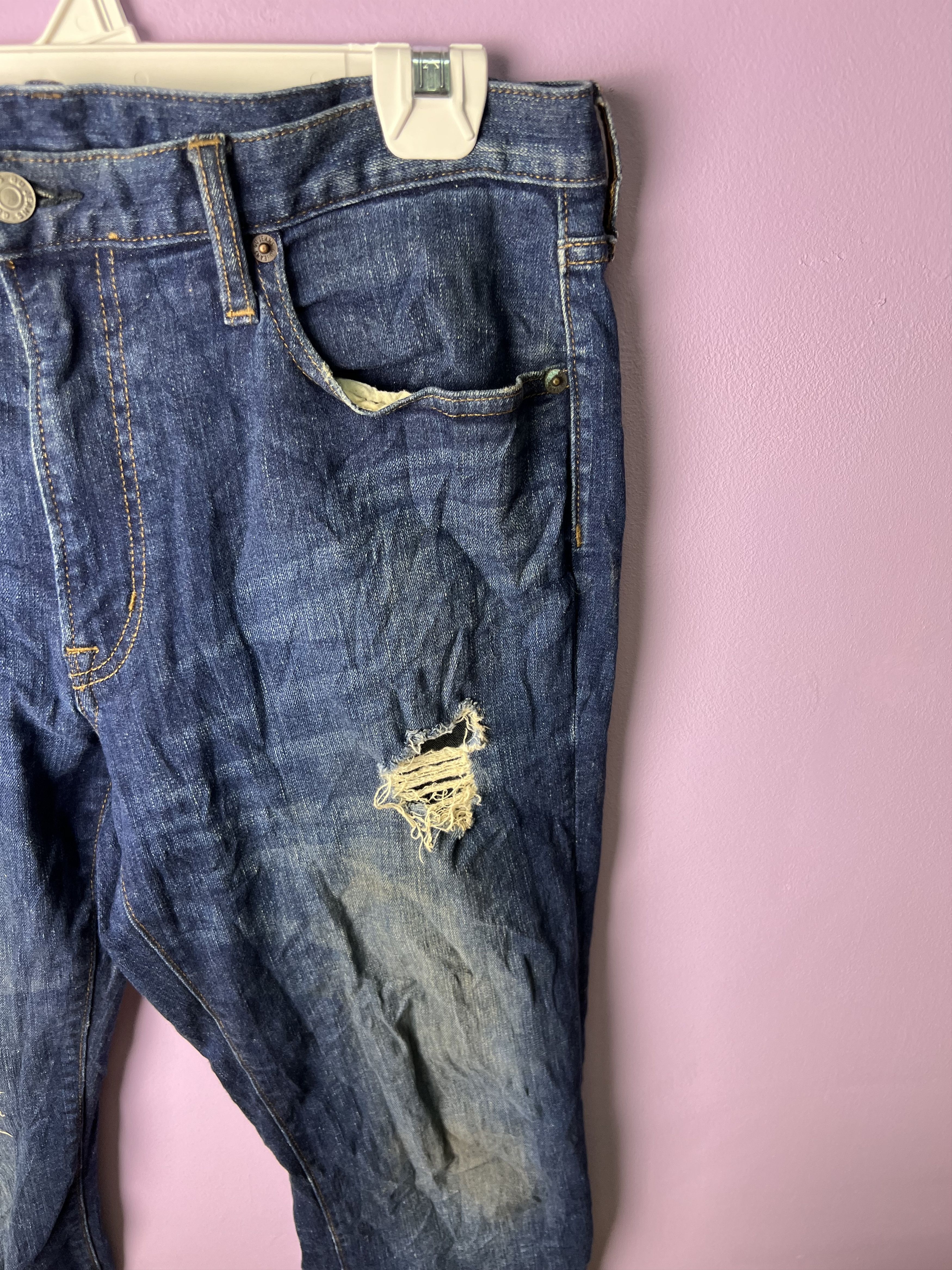 GU 🔥Gu Japanese Brand Distressed Denim Size US 34 / EU 50 - 5 Thumbnail