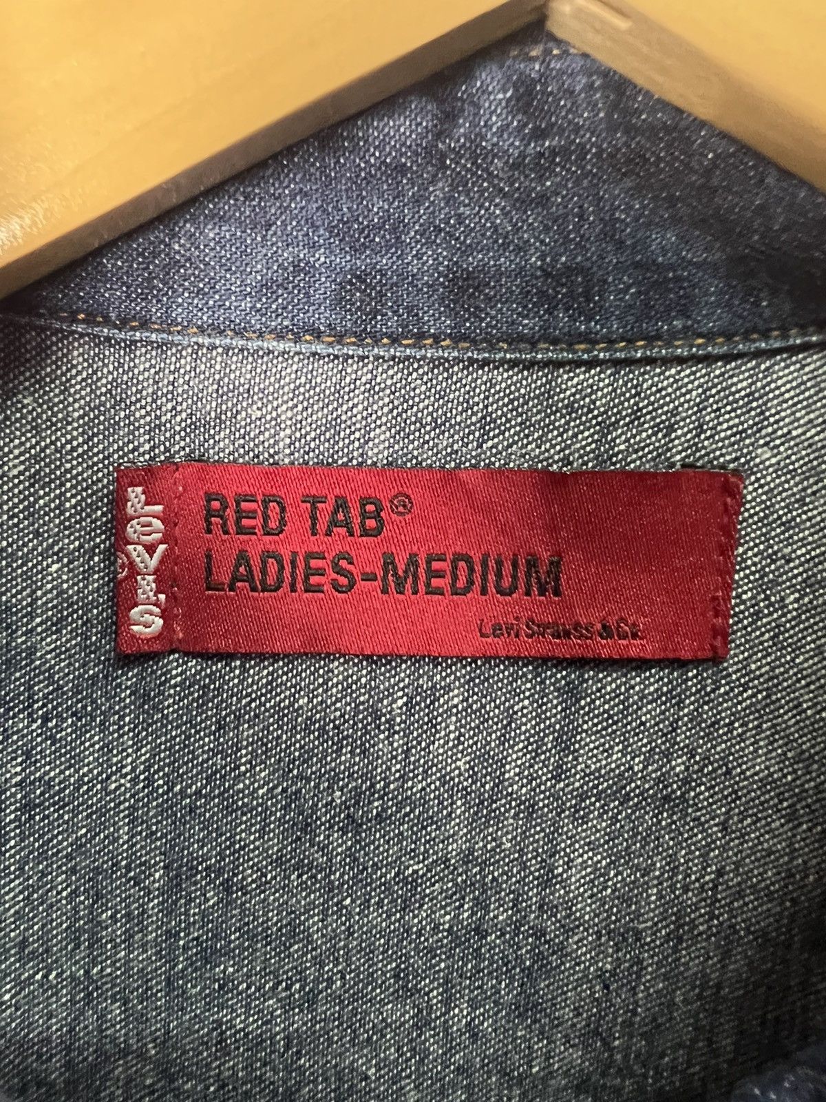 Levi's 🔥Levis Red Tab Ladies Denim Jacket Size S / US 4 / IT 40 - 12 Thumbnail