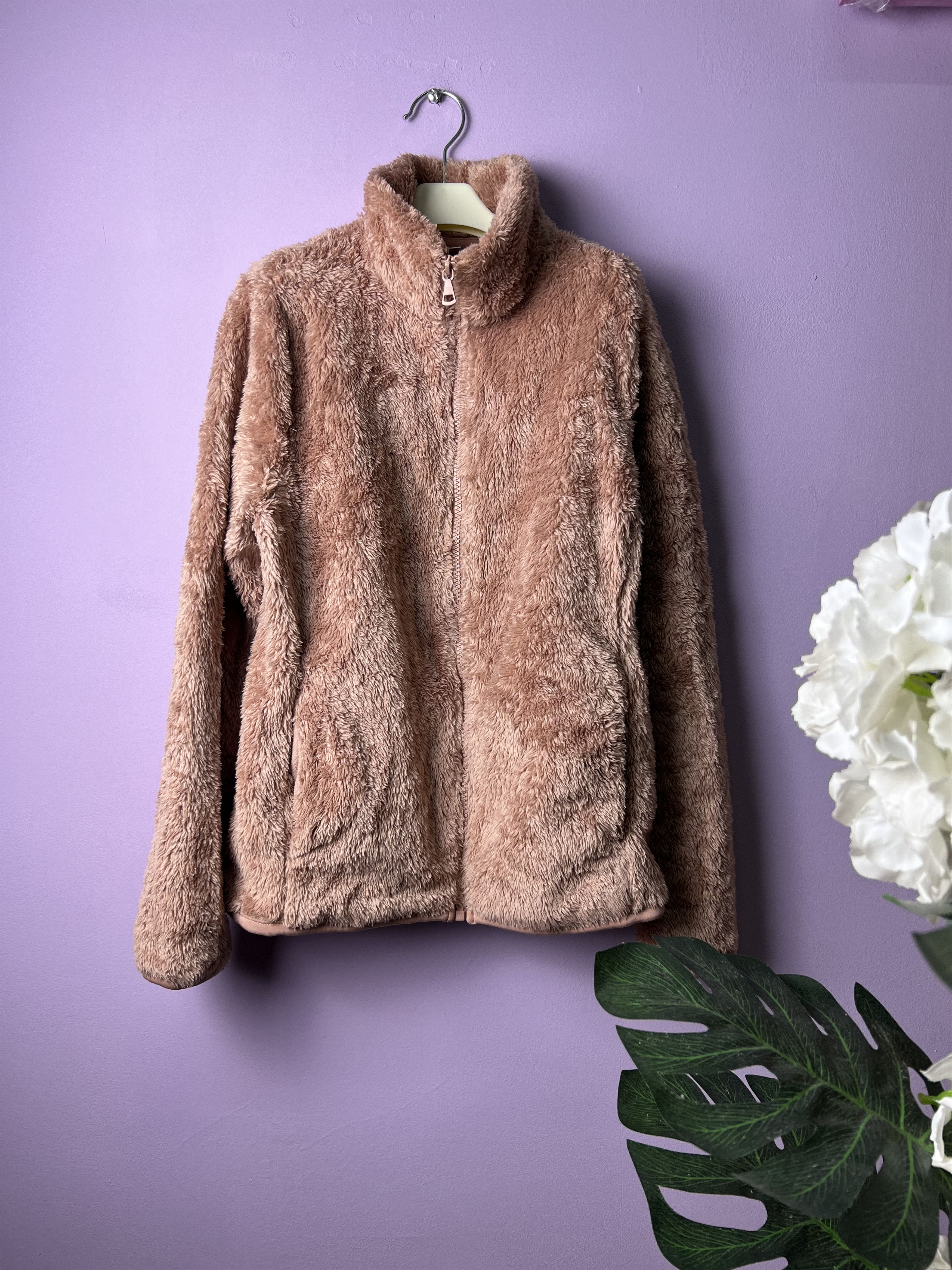 🔥Uniqlo Faux Fur Zipper Jackets