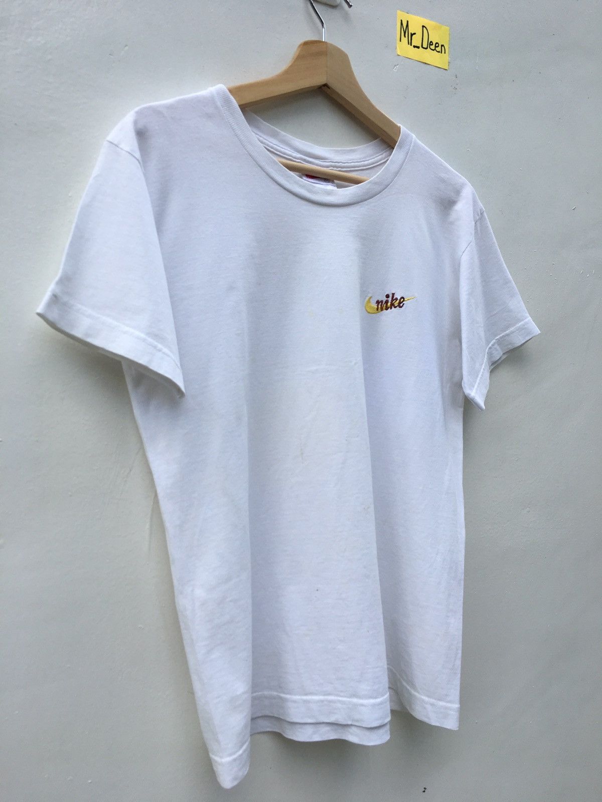 Nike Vintage Nike Small Logo T Shirt Size US M / EU 48-50 / 2 - 2 Thumbnail