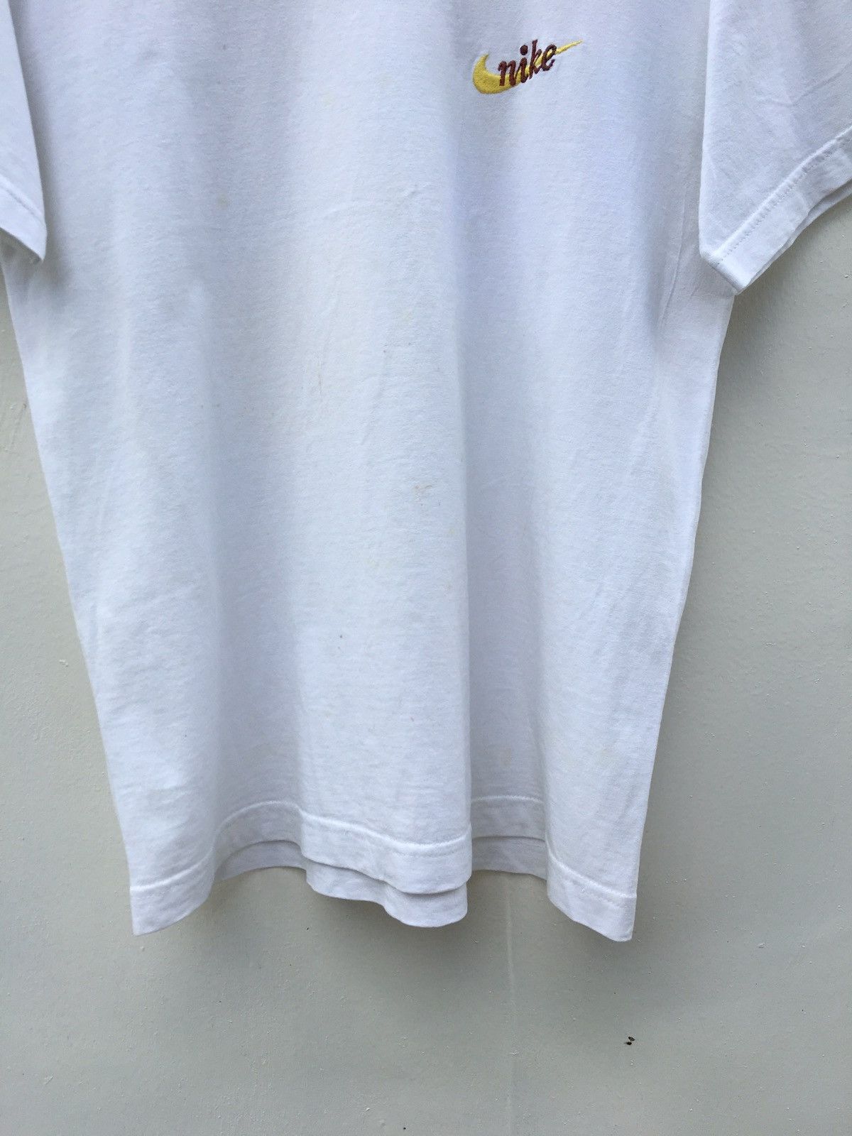 Nike Vintage Nike Small Logo T Shirt Size US M / EU 48-50 / 2 - 5 Thumbnail