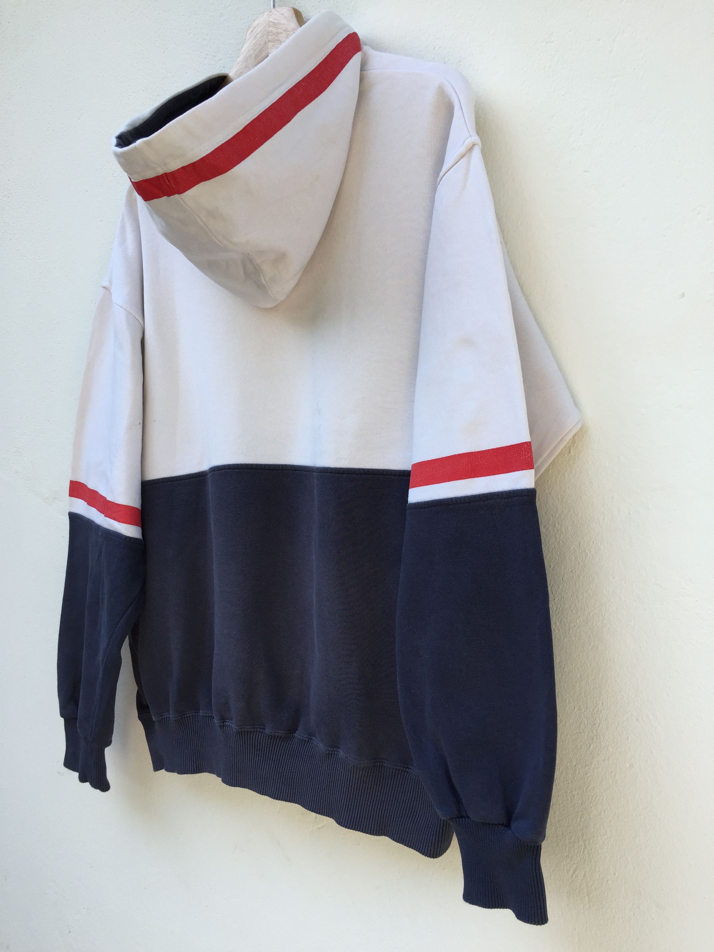 Lacoste Vintage Lacoste Big Logo Hoodie Spelllout Size US XL / EU 56 / 4 - 11 Thumbnail