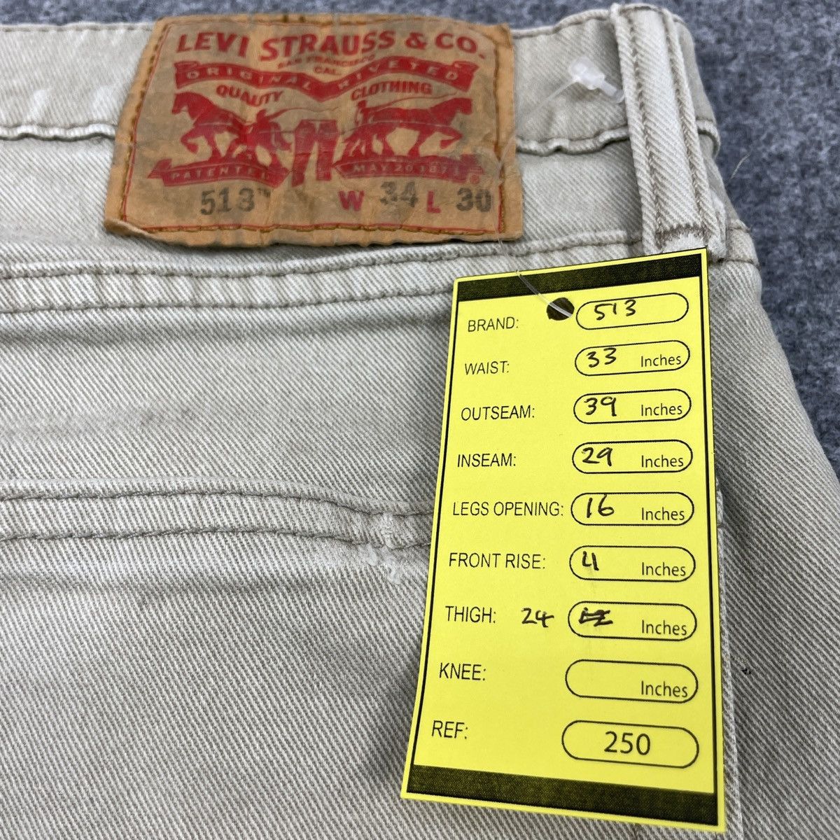 Levi's × Vintage Vintage Levi's 513 Jeans -wc 250 Size US 33 - 8 Thumbnail