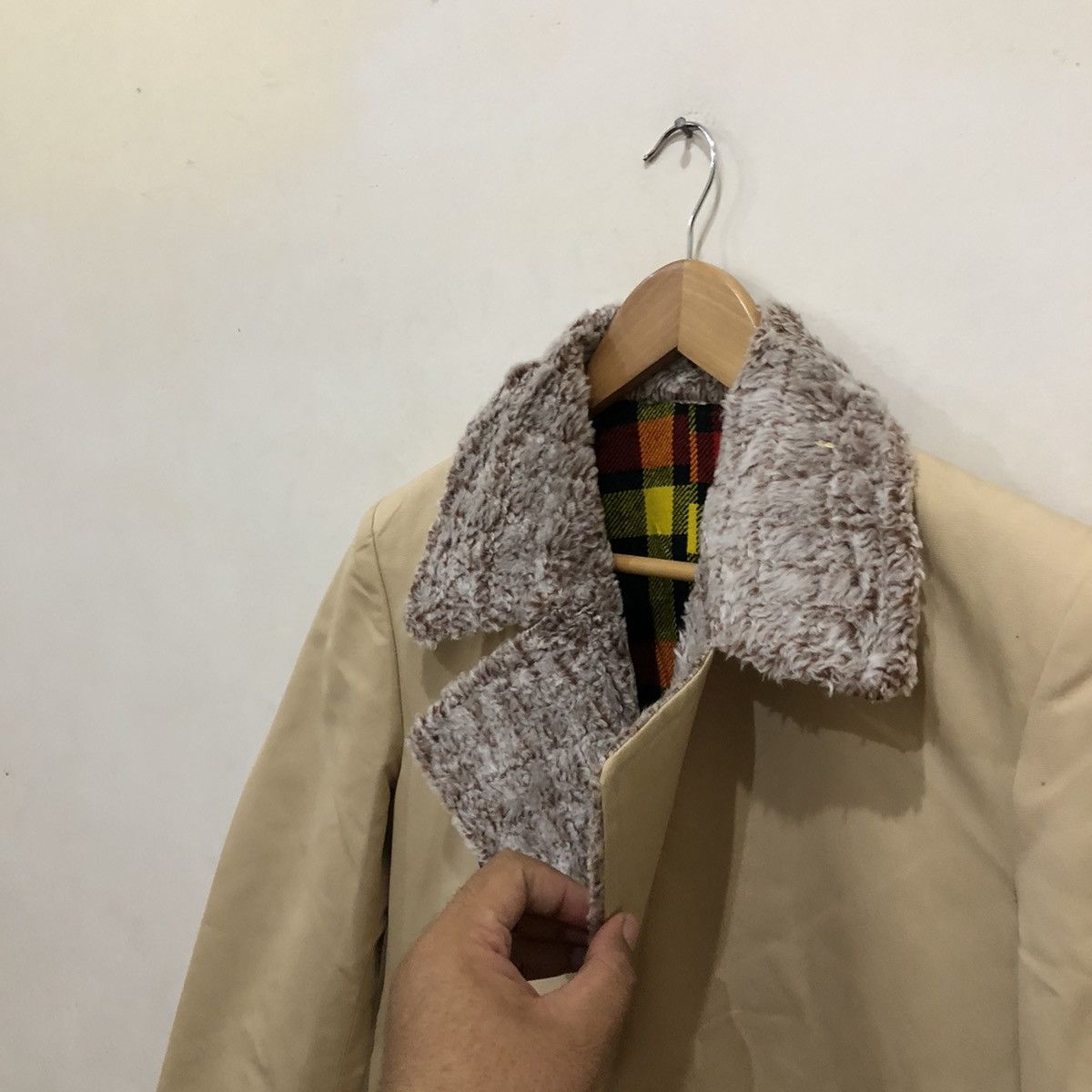 Japanese Brand Crest Mink Fur Long Coat Punk Design Size US L / EU 52-54 / 3 - 6 Thumbnail