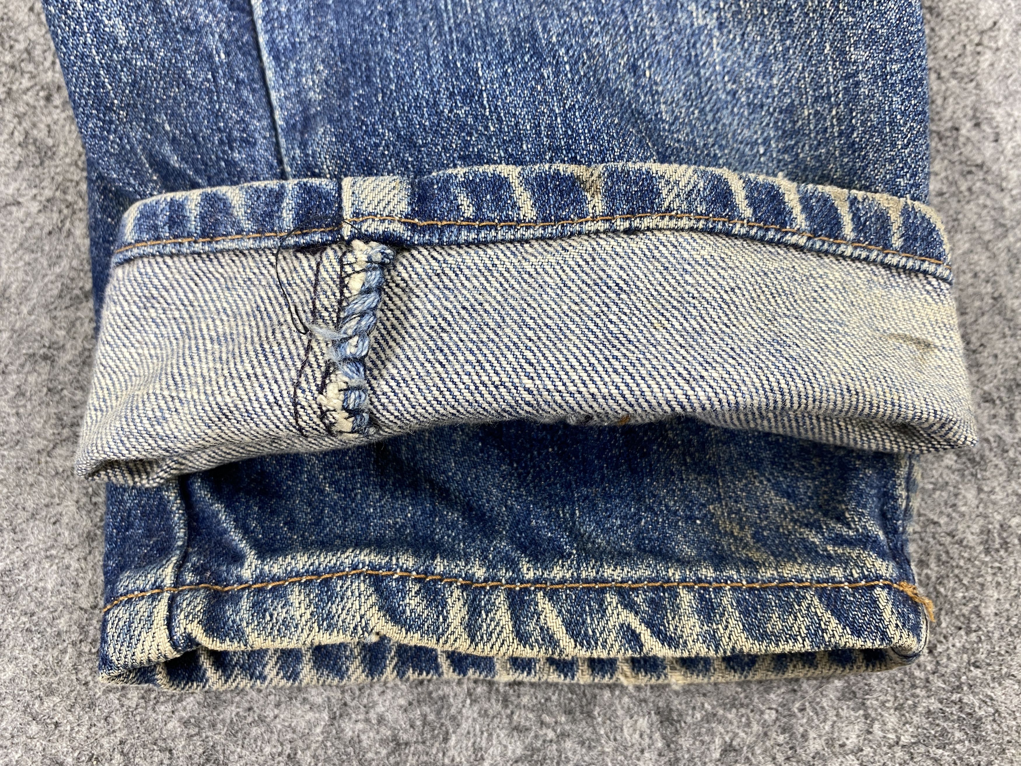 Levi's Blue Distressed Vintage Levi's 603 31x30 Denim -JN1230 Size US 31 - 11 Thumbnail
