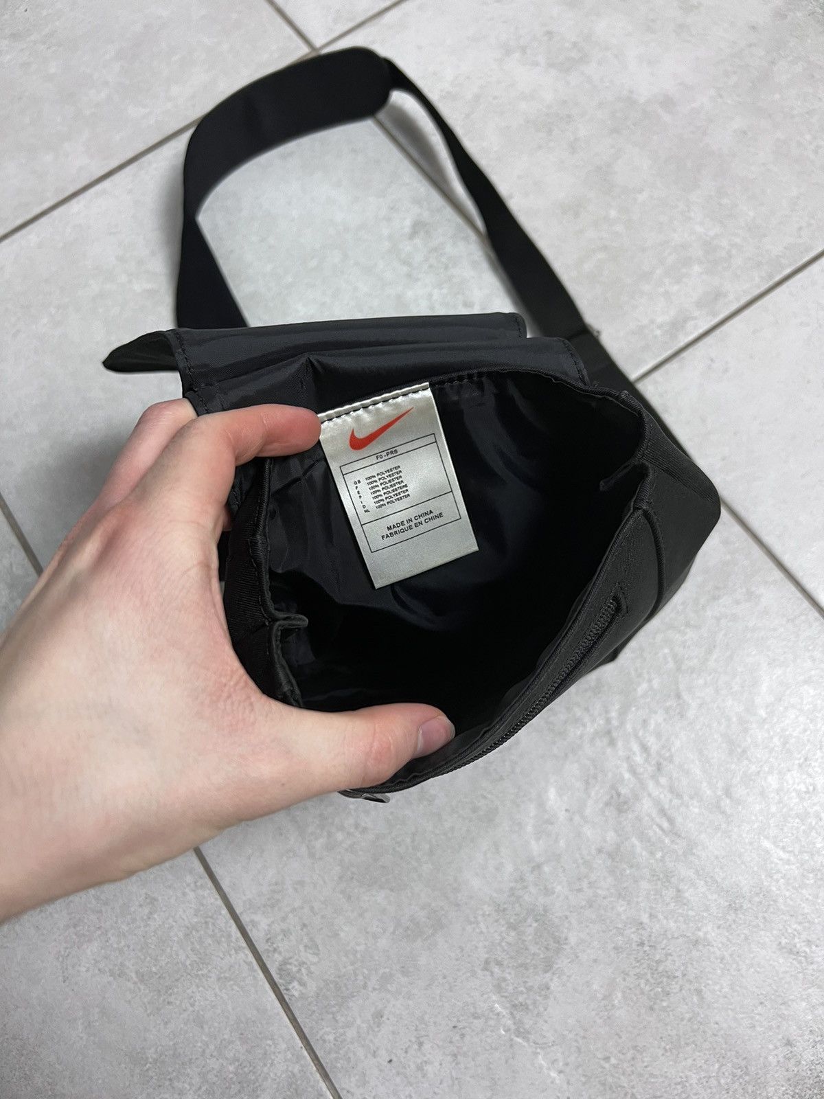 Nike Y2K Nike Crossbody Sling Bag Backpack Hype Streetwear Grail Size ONE SIZE - 5 Thumbnail