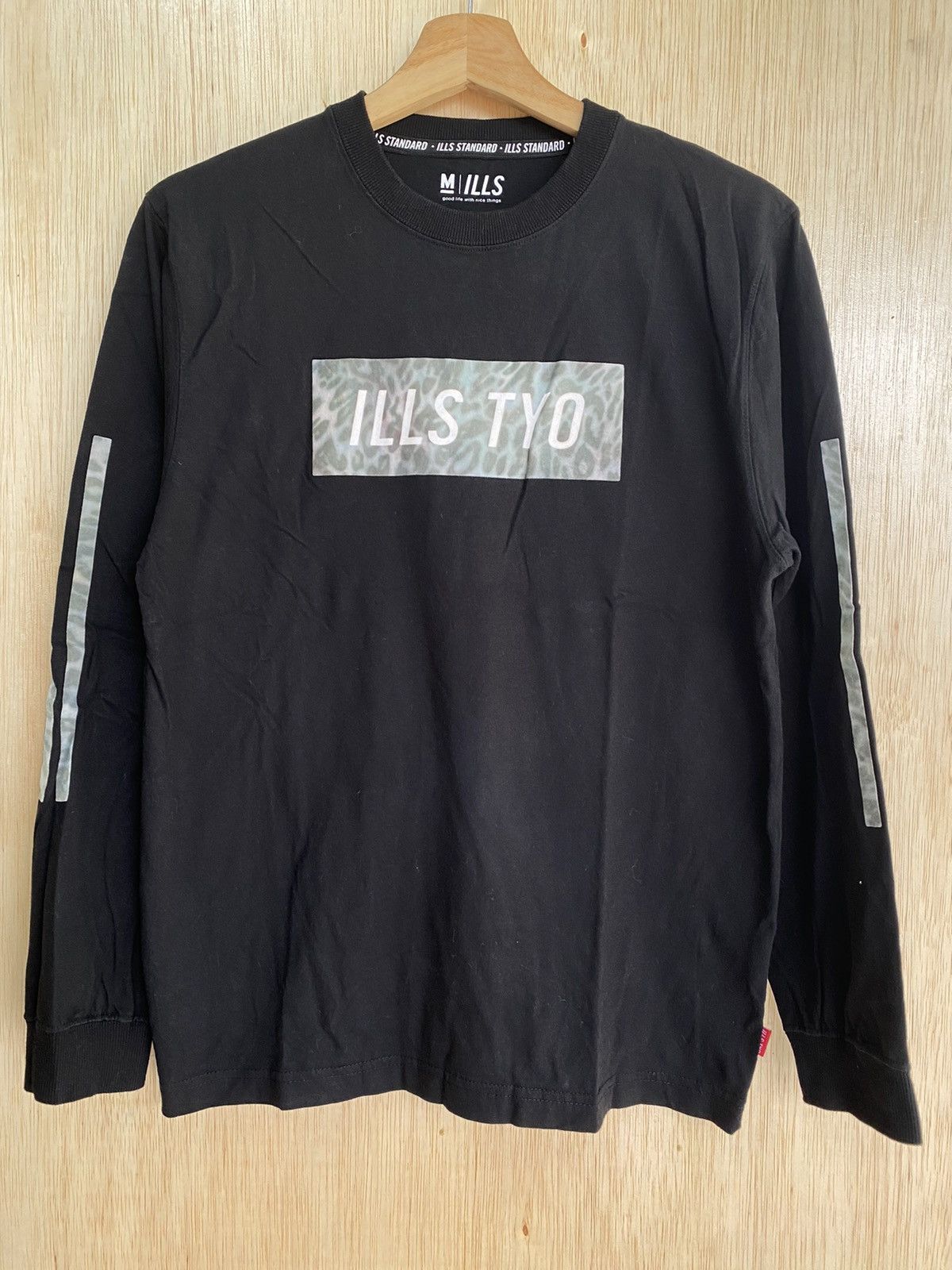 Other ILLS TYO GRAPHIC LONG SLEEVE TSHIRT Size US M / EU 48-50 / 2 - 1 Thumbnail