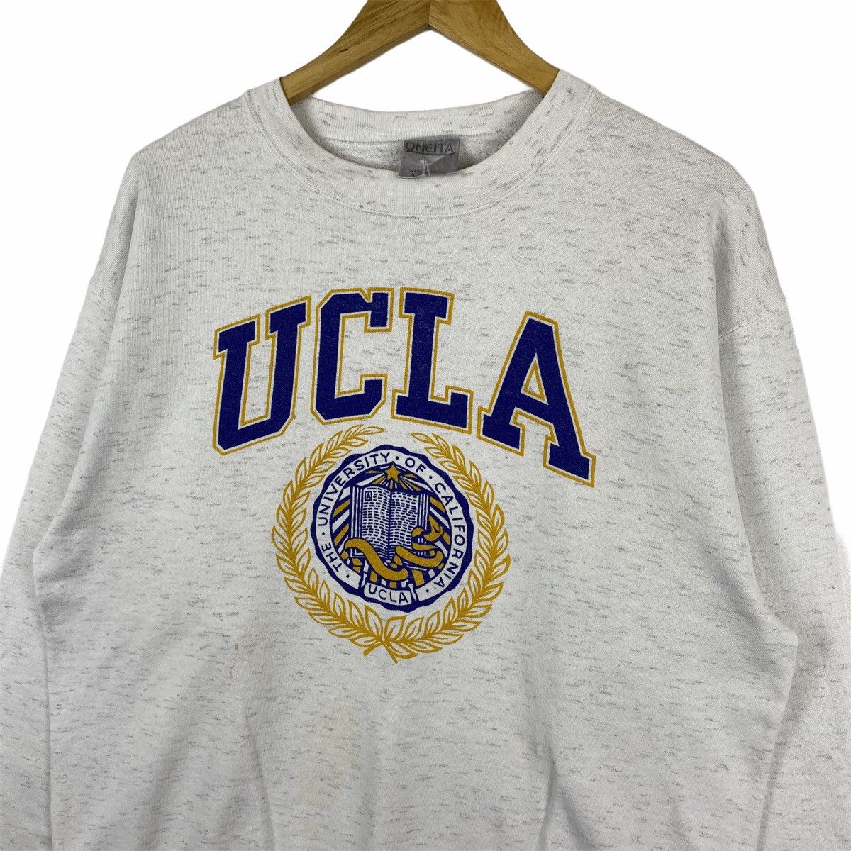 Vintage Vintage UCLA Big Logo Sweatshirt Pullover Jumper Size US L / EU 52-54 / 3 - 5 Thumbnail