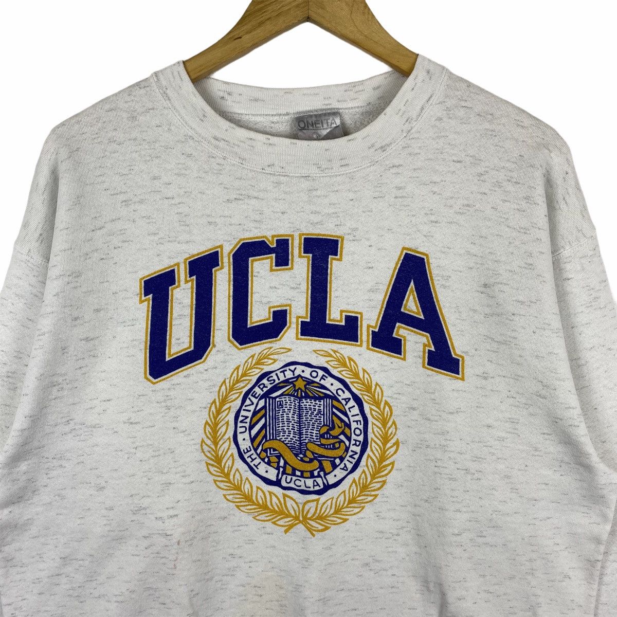 Vintage Vintage UCLA Big Logo Sweatshirt Pullover Jumper Size US L / EU 52-54 / 3 - 4 Thumbnail