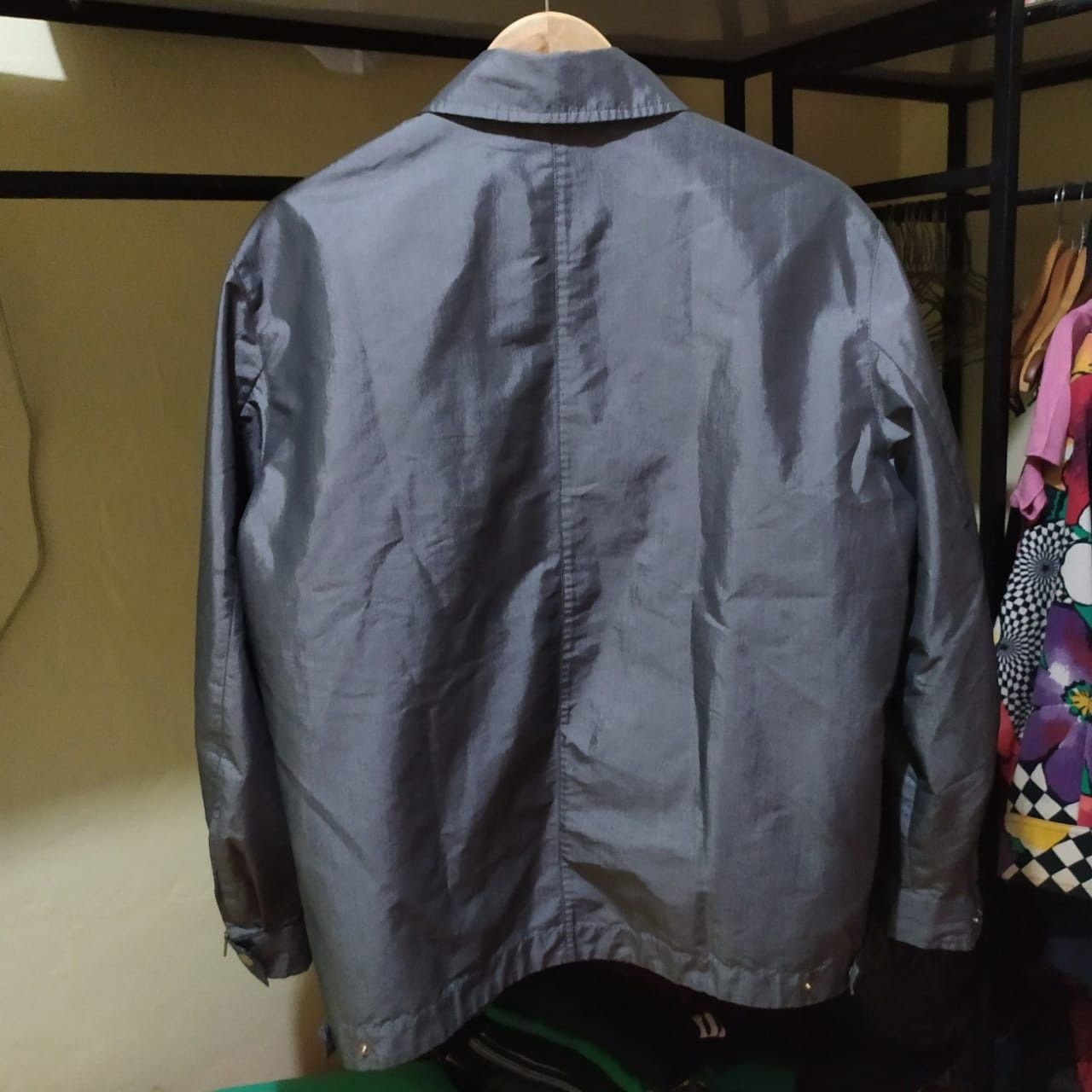 Versace × Versace Jeans Couture × Vintage Vintage 90s Versace Classic Silver Jacket Size US L / EU 52-54 / 3 - 3 Thumbnail