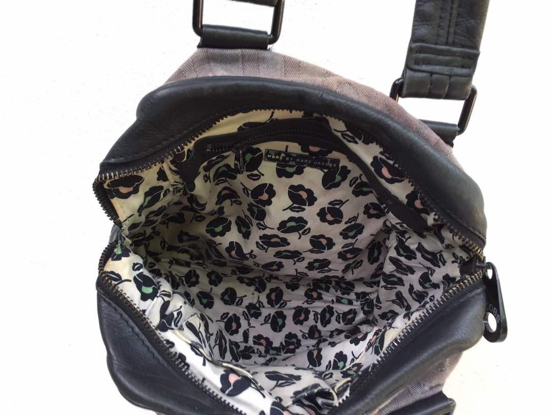 Marc Jacobs vintage Marc Jacobs Handbag Size ONE SIZE - 5 Thumbnail