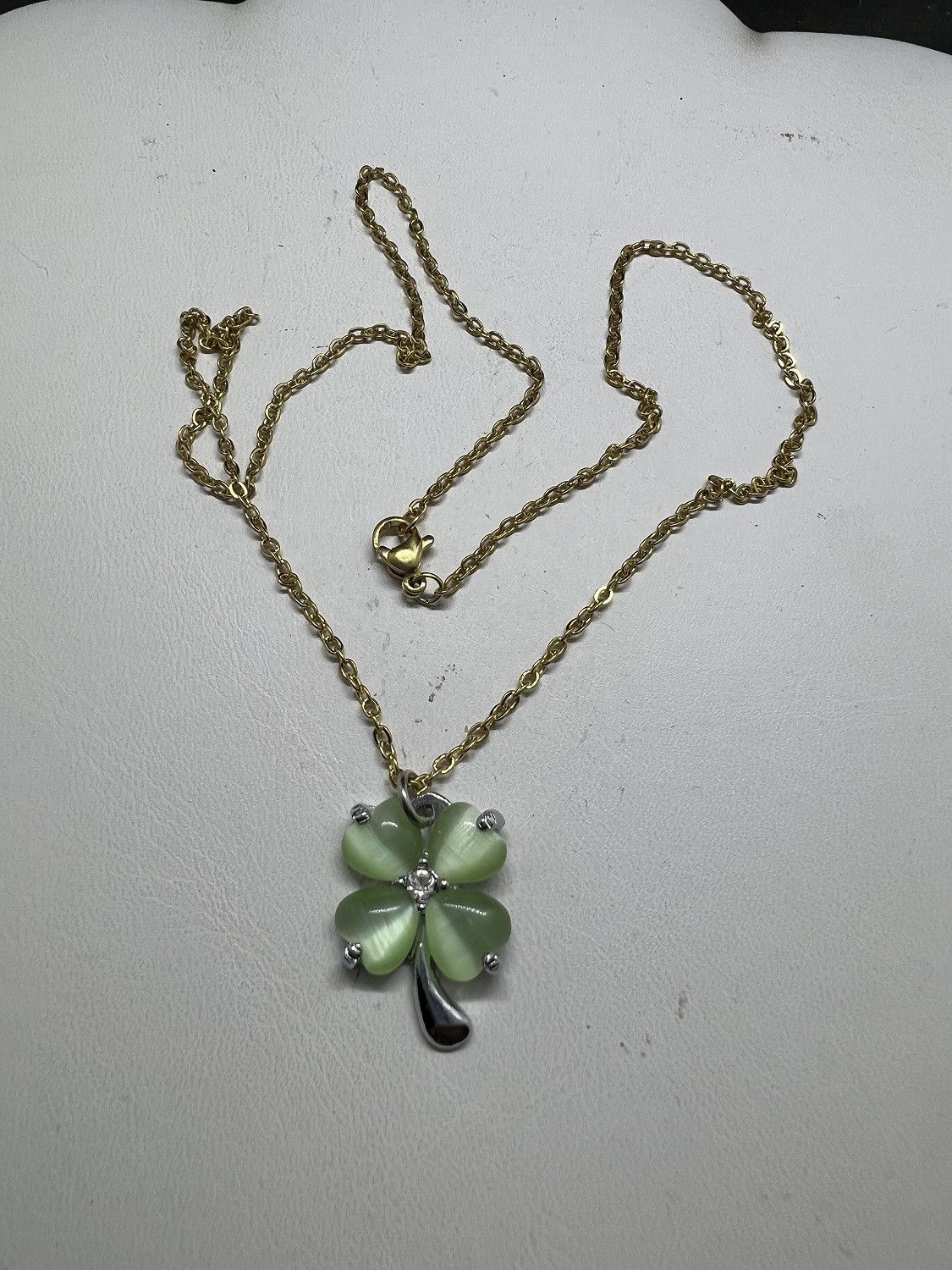 Handmade Green Clover Gold Chain Necklace Size ONE SIZE - 4 Thumbnail