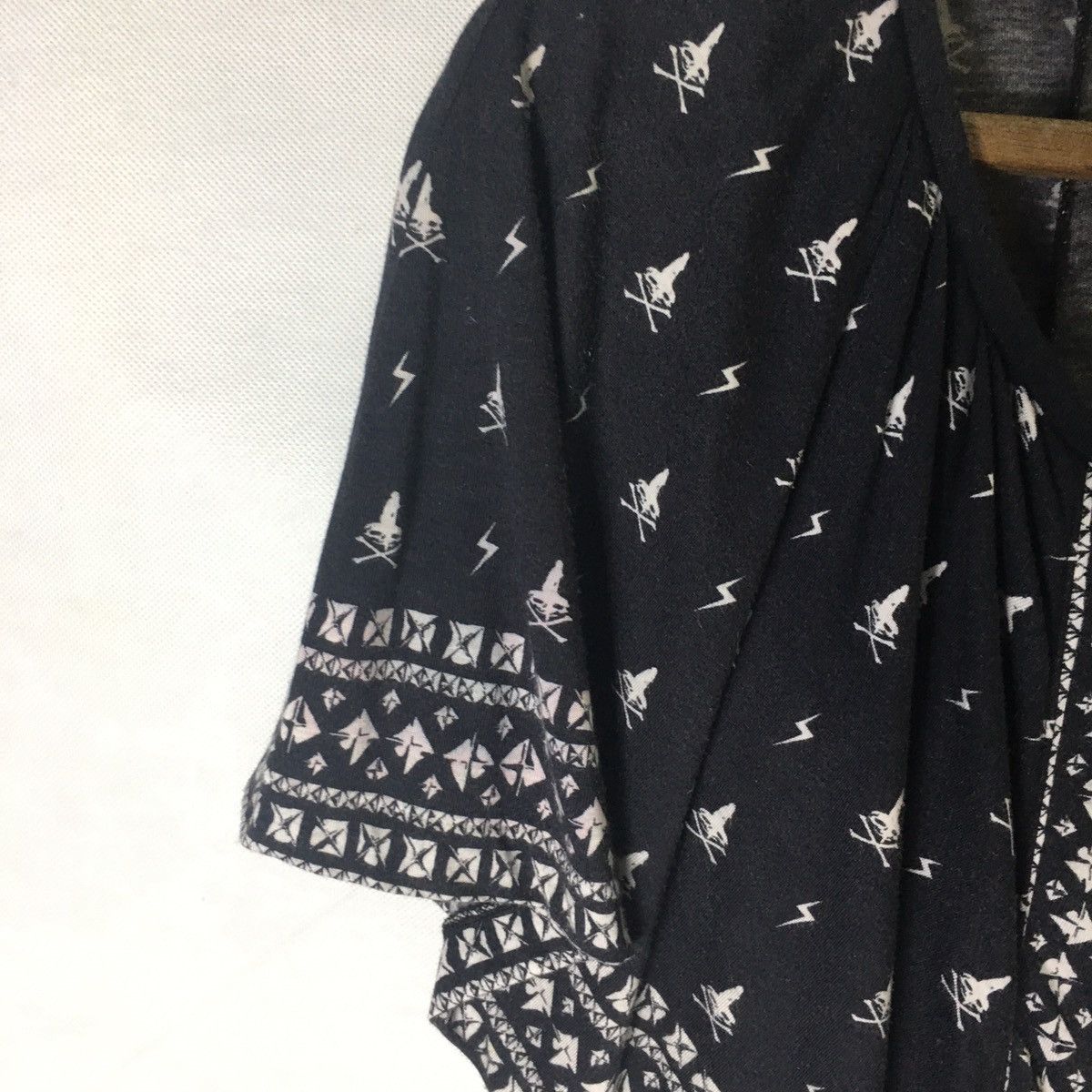 Hysteric Glamour × If Six Was Nine Rare Hysteric Glamour Skull Monogram Overprint Boho Tee Size M / US 6-8 / IT 42-44 - 4 Thumbnail