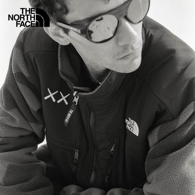 Kaws × The North Face XX KAWS Retro 1995 Denali Jacket Size US M / EU 48-50 / 2 - 3 Thumbnail