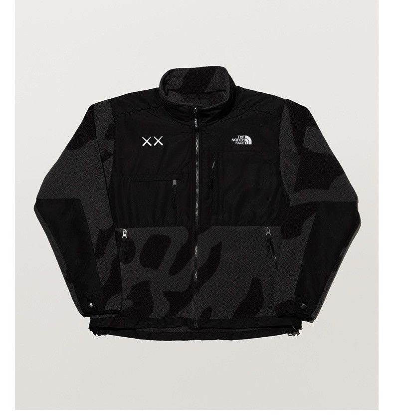 Kaws × The North Face XX KAWS Retro 1995 Denali Jacket Size US M / EU 48-50 / 2 - 4 Thumbnail
