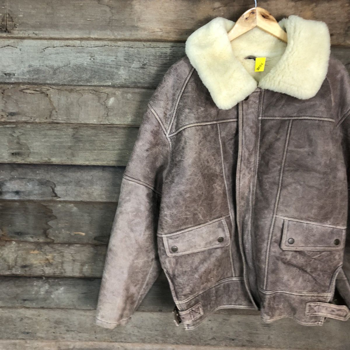 Vintage DL Japan vintage Brown Leather Jacket winter season #3856 Size US L / EU 52-54 / 3 - 7 Thumbnail