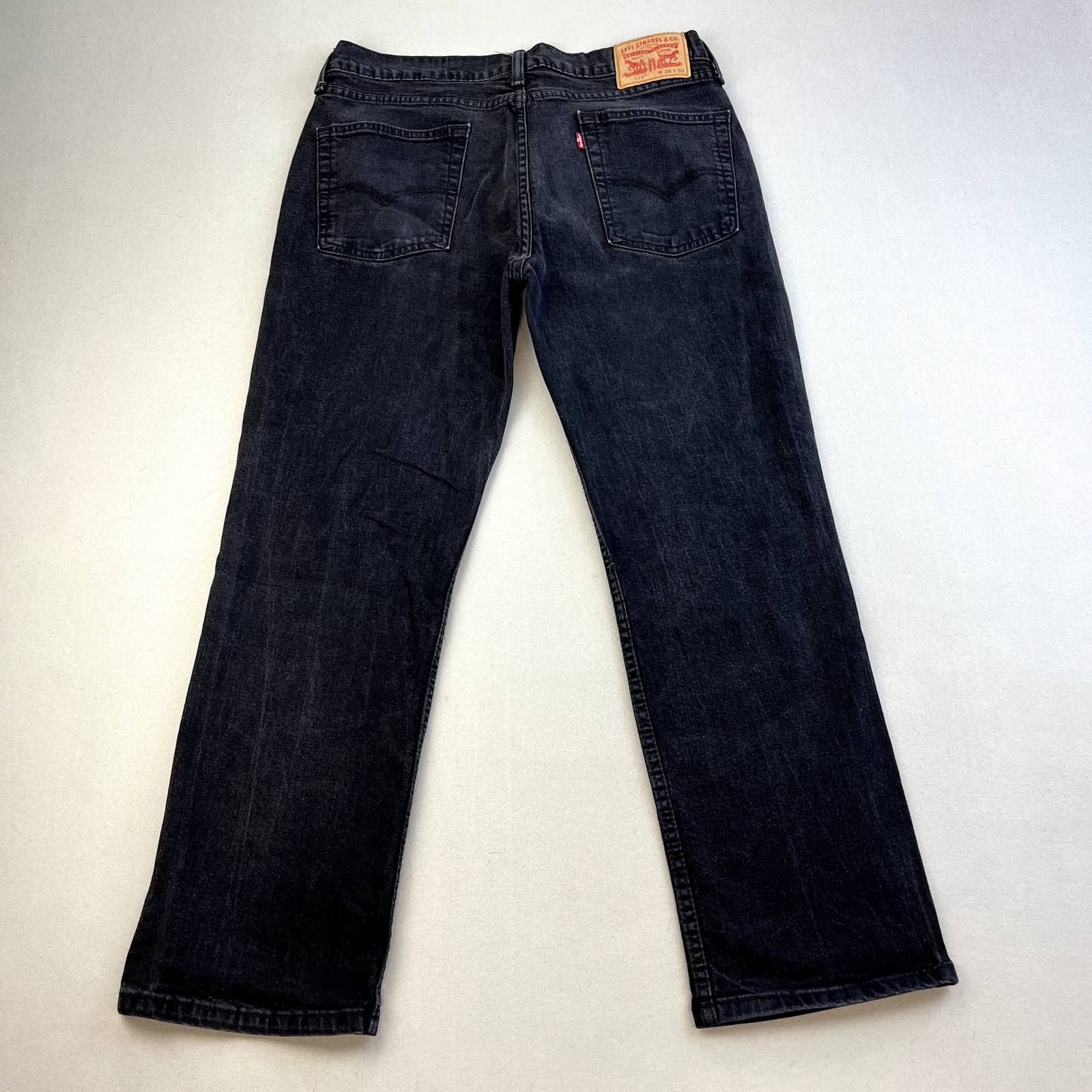 Levi's Levis 514 Jeans Mens 36x30 Black Denim Straight Leg Charcoal Size US 36 / EU 52 - 1 Thumbnail