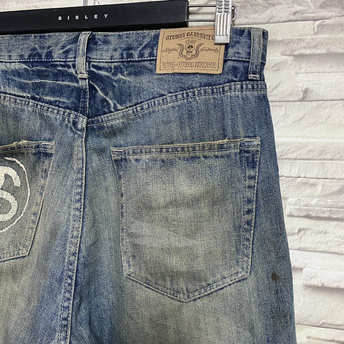 Stussy Vintage Stussy Thrashed Denim Jeans Pocket Logo Size US 32 / EU 48 - 13 Thumbnail