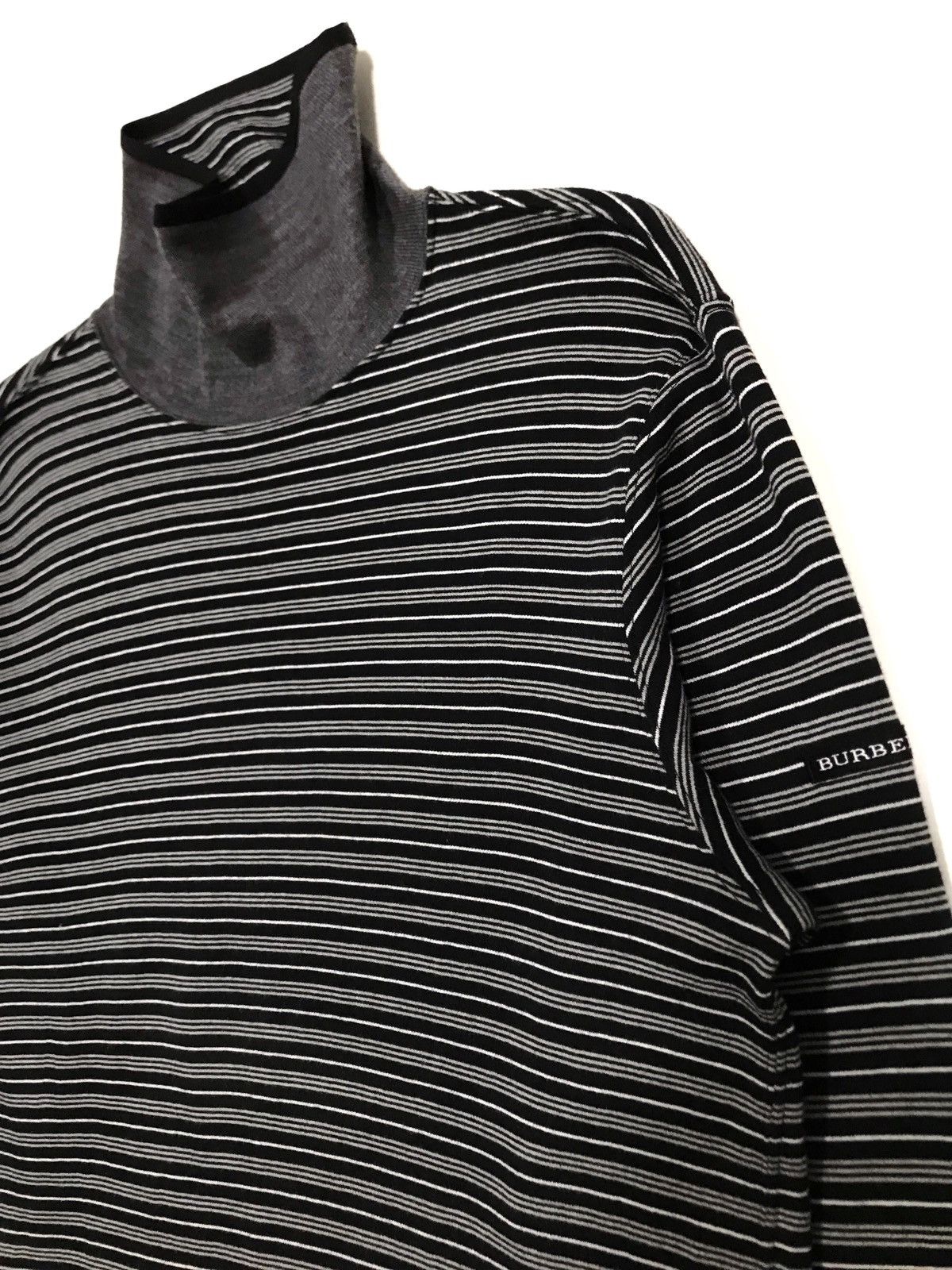 Burberry Striped Turtleneck L/S Size US M / EU 48-50 / 2 - 3 Thumbnail