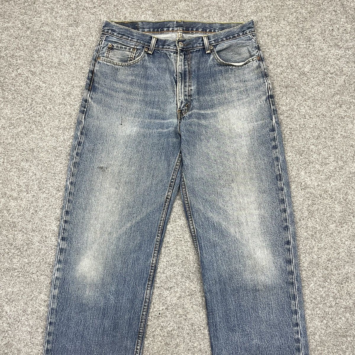 Levi's × Vintage Vintage Levi's 550 Faded Jeans -wc 248 Size US 35 - 3 Thumbnail