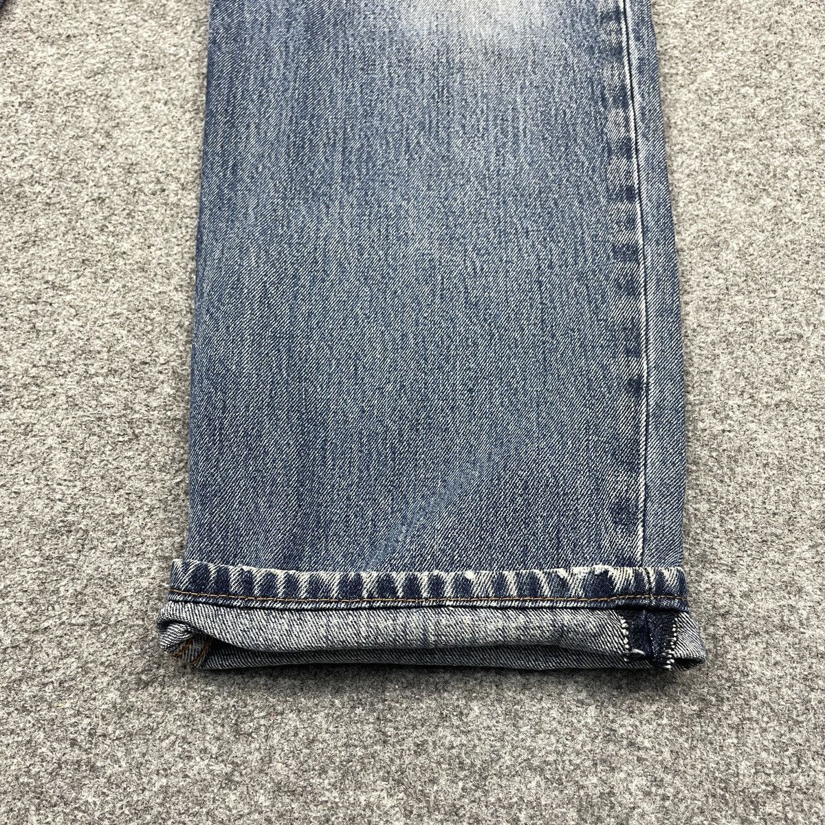 Levi's × Vintage Vintage Levi's 550 Faded Jeans -wc 248 Size US 35 - 5 Thumbnail