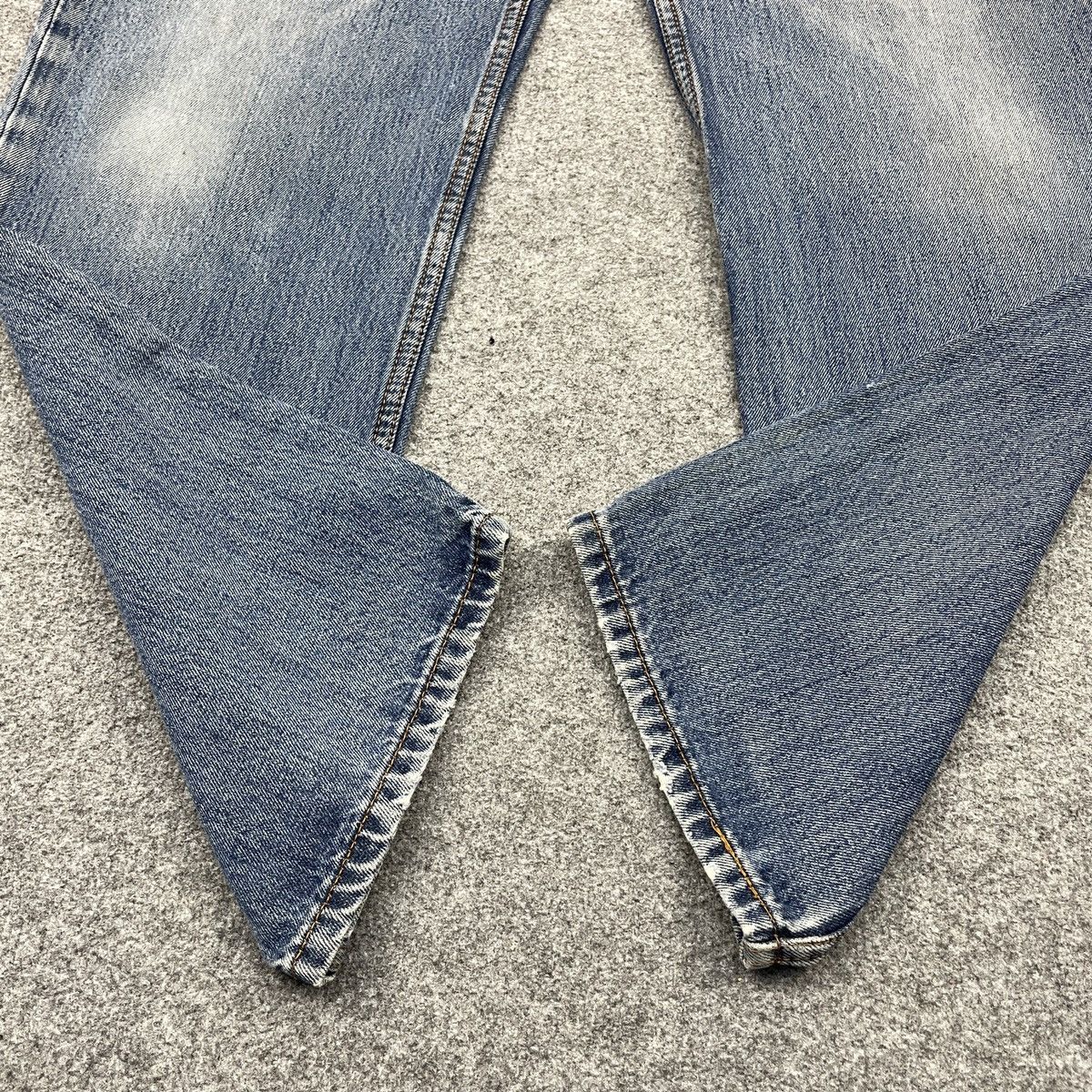 Levi's × Vintage Vintage Levi's 550 Faded Jeans -wc 248 Size US 35 - 6 Thumbnail