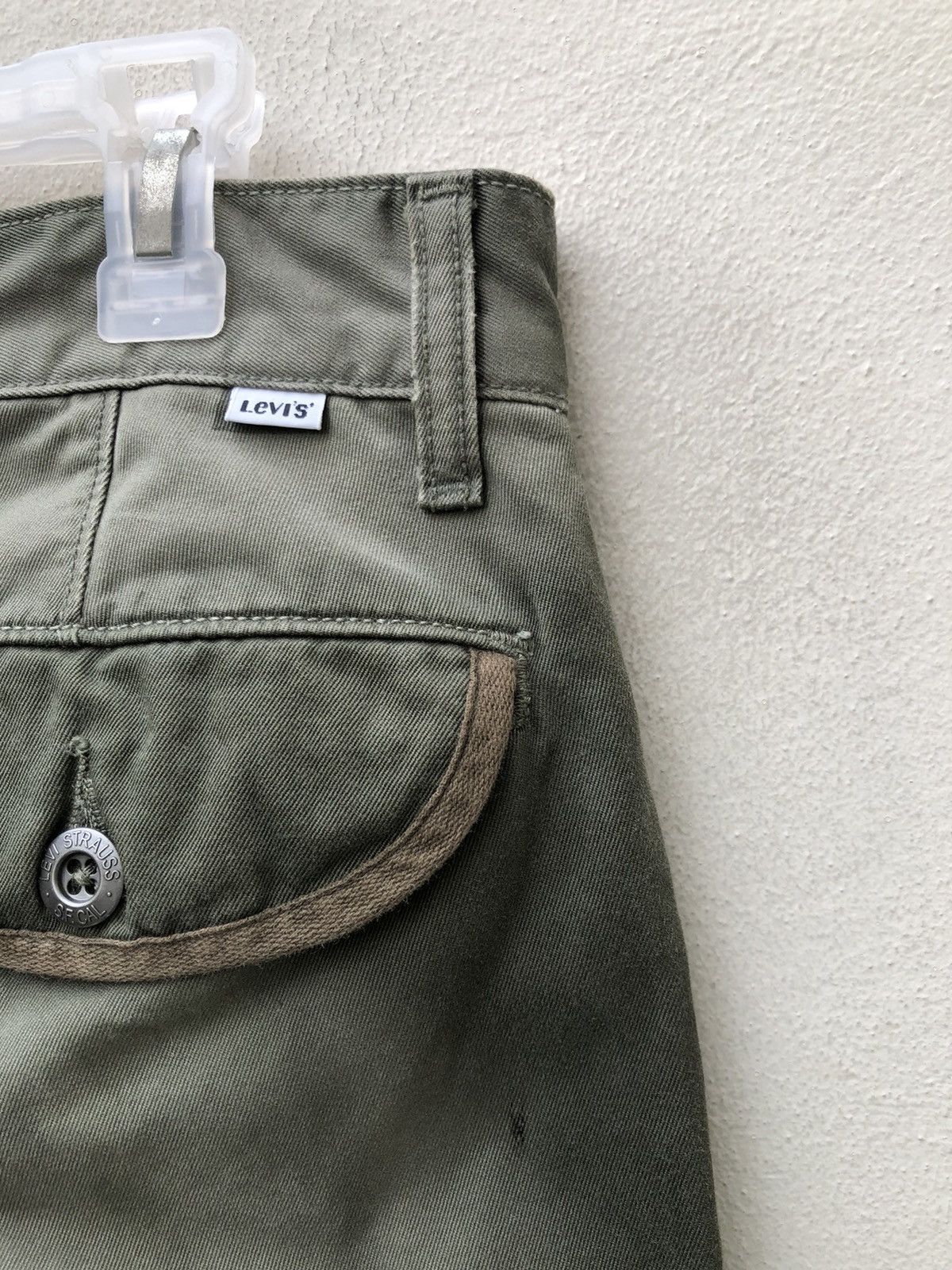 Levi's Levi's Distressed Military Style Cargo Trouser Pant Size US 30 / EU 46 - 15 Thumbnail