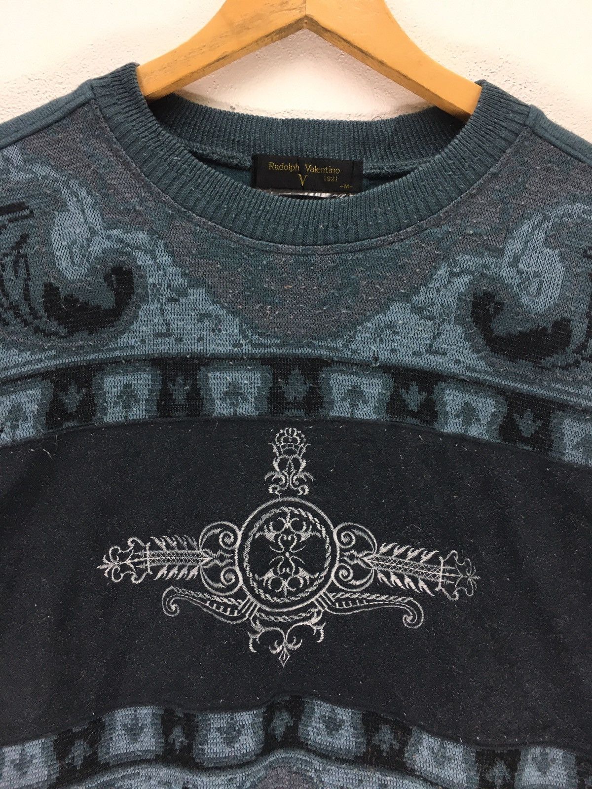 Valentino × Vintage Rudolph Valentino Nice Design Sweatshirt Size US M / EU 48-50 / 2 - 3 Thumbnail