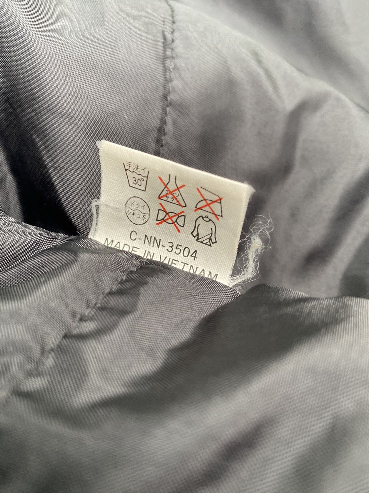Japanese Brand × Vintage Vintage Japanese Brand Ski Jacket With Hoodie Size US M / EU 48-50 / 2 - 10 Thumbnail