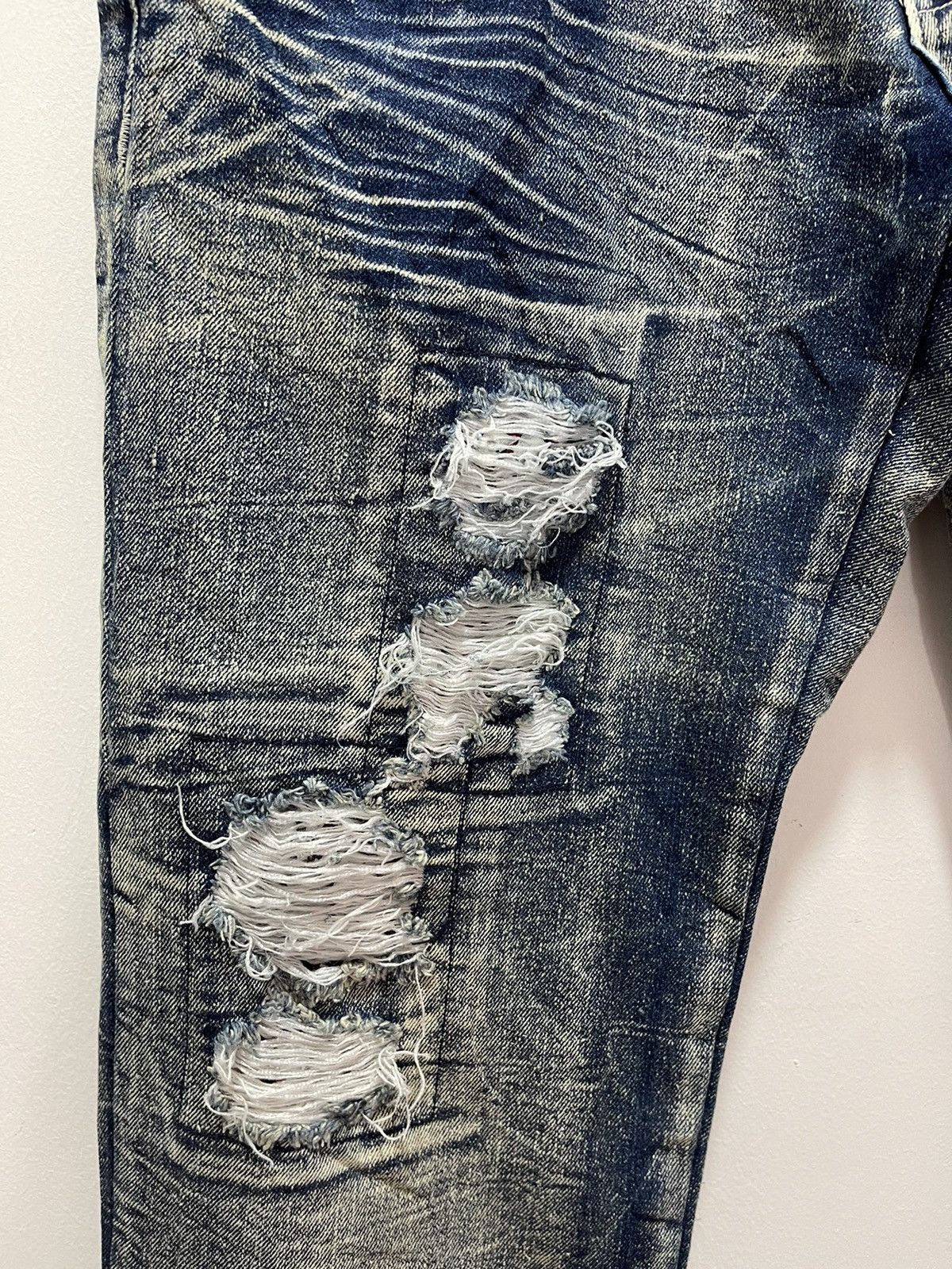 Japanese Brand VINTAGE DOUBLE WAIST RIPPED PATCHWORK STYLE DISTRESSED JEANS Size US 32 / EU 48 - 6 Thumbnail