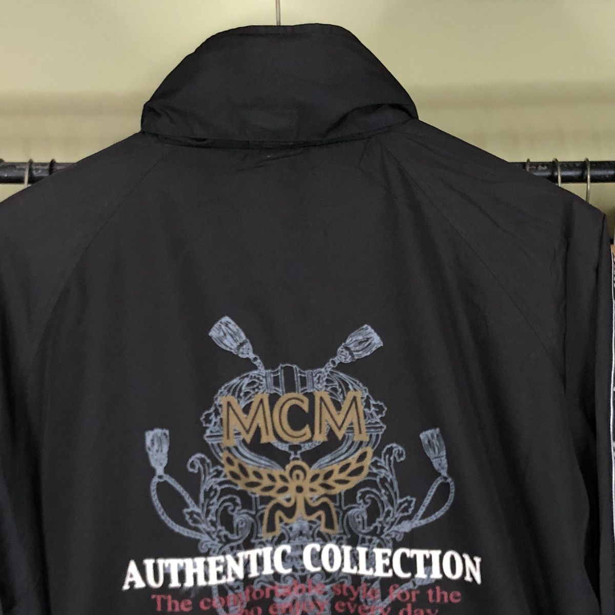 MCM × Vintage Vintage 90s MCM Authentics Collection Big Logo Full Taped Size US L / EU 52-54 / 3 - 4 Thumbnail