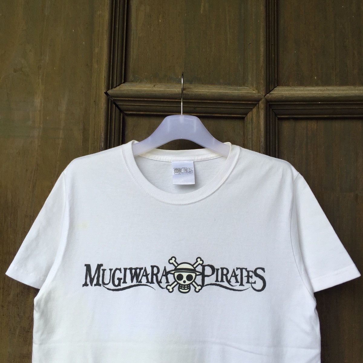 Japanese Brand One piece t shirt spell out big design. Mugiwara pirates Size US L / EU 52-54 / 3 - 6 Thumbnail