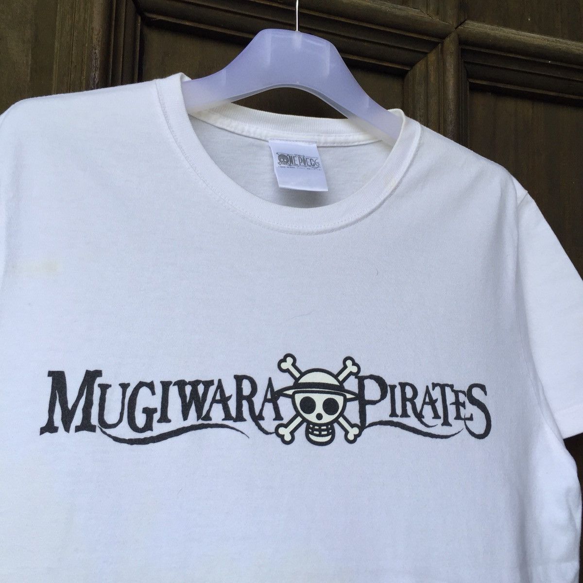 Japanese Brand One piece t shirt spell out big design. Mugiwara pirates Size US L / EU 52-54 / 3 - 7 Thumbnail