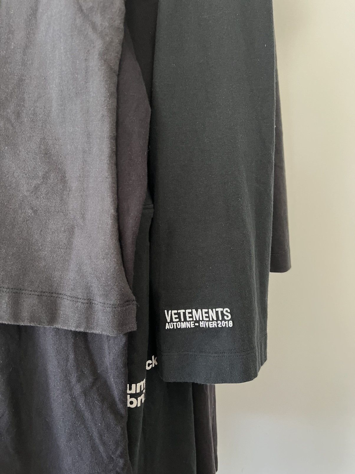 Vetements Vetements Layered Oversized Longsleeve T-shirt Size US M / EU 48-50 / 2 - 14 Thumbnail