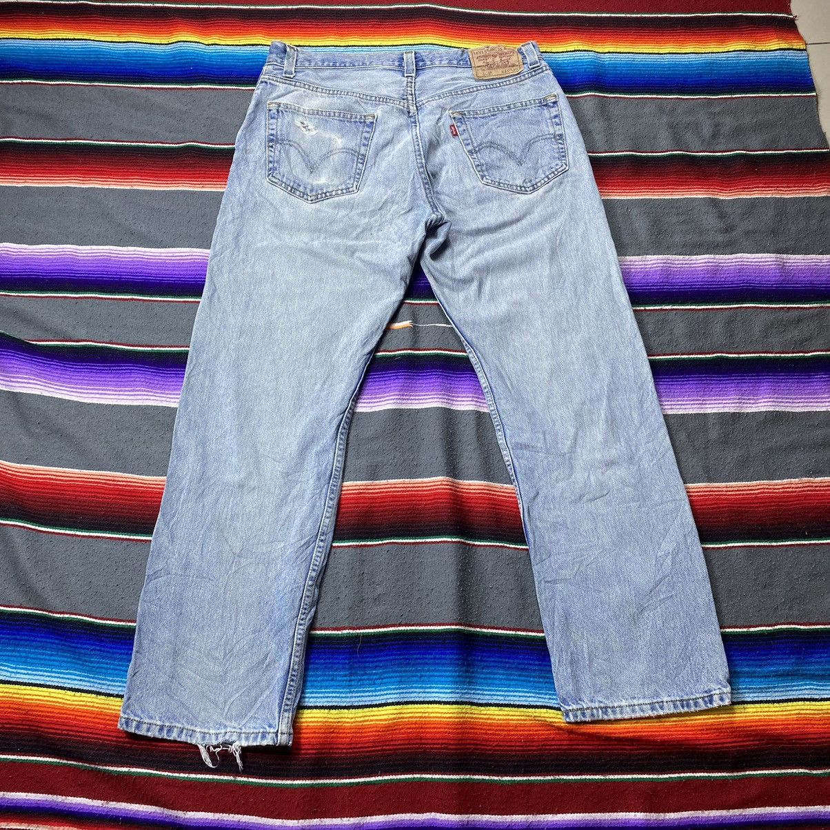 Levi's 🔥🔥Vintage Levi’s 505 Light Washed Distressed Denim Size US 34 / EU 50 - 6 Thumbnail