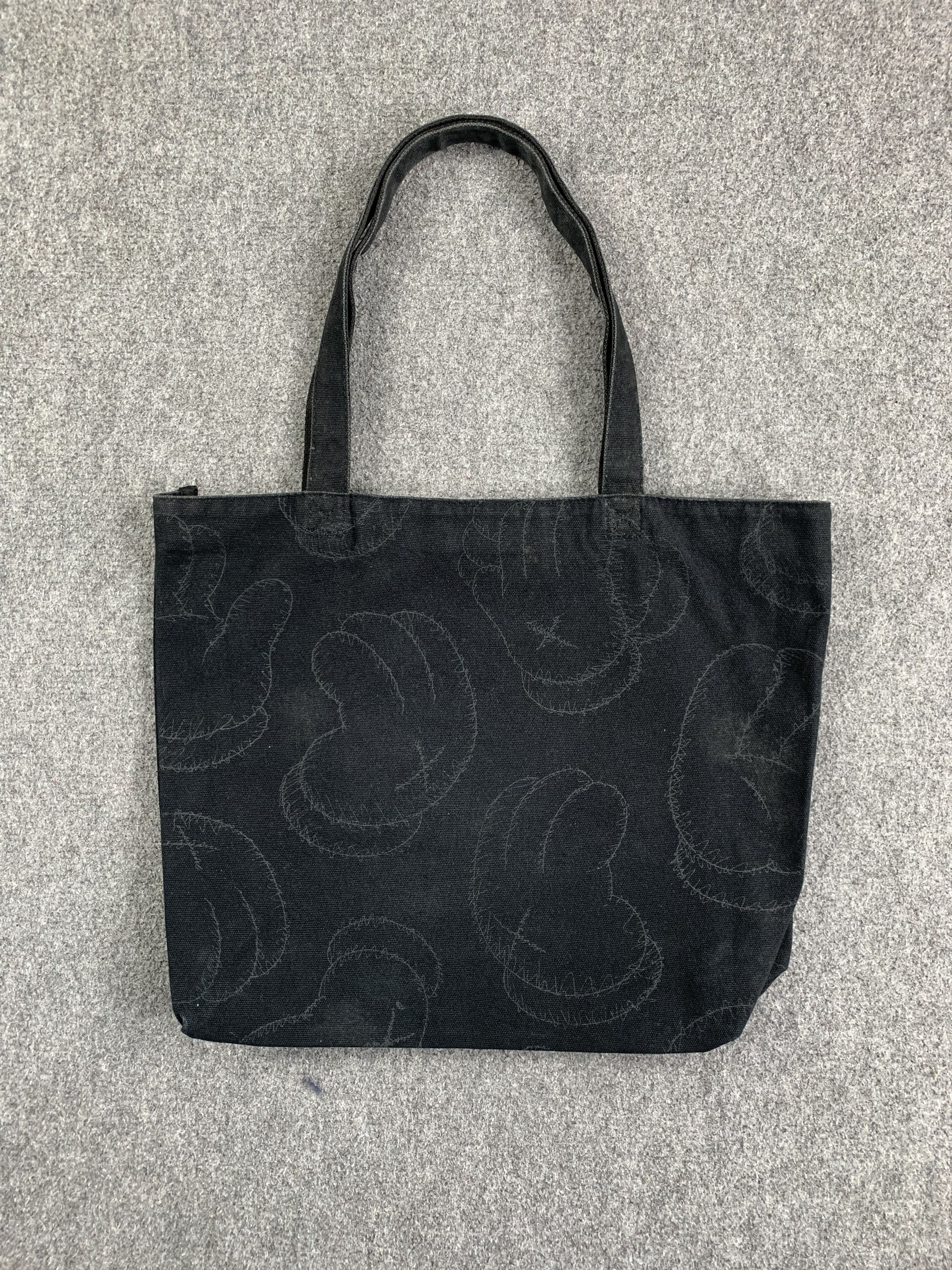 Kaws × Uniqlo Uniqlo Kaws Faded Black Totebag Size ONE SIZE - 3 Thumbnail
