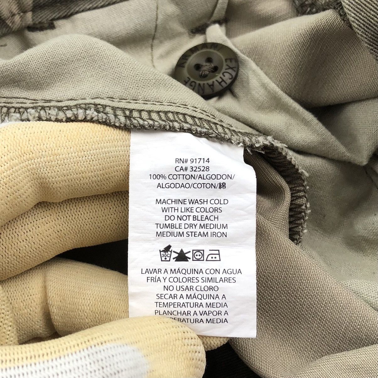 Armani Exchange Armani Exchange Camouflage Cargo Short Pant Size US 30 / EU 46 - 16 Thumbnail