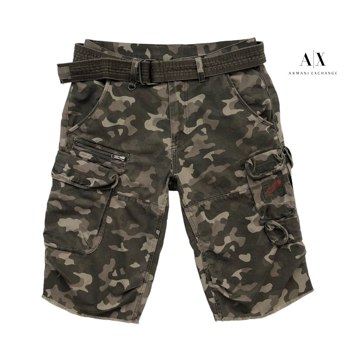 Armani Exchange Armani Exchange Camouflage Cargo Short Pant Size US 30 / EU 46 - 1 Thumbnail