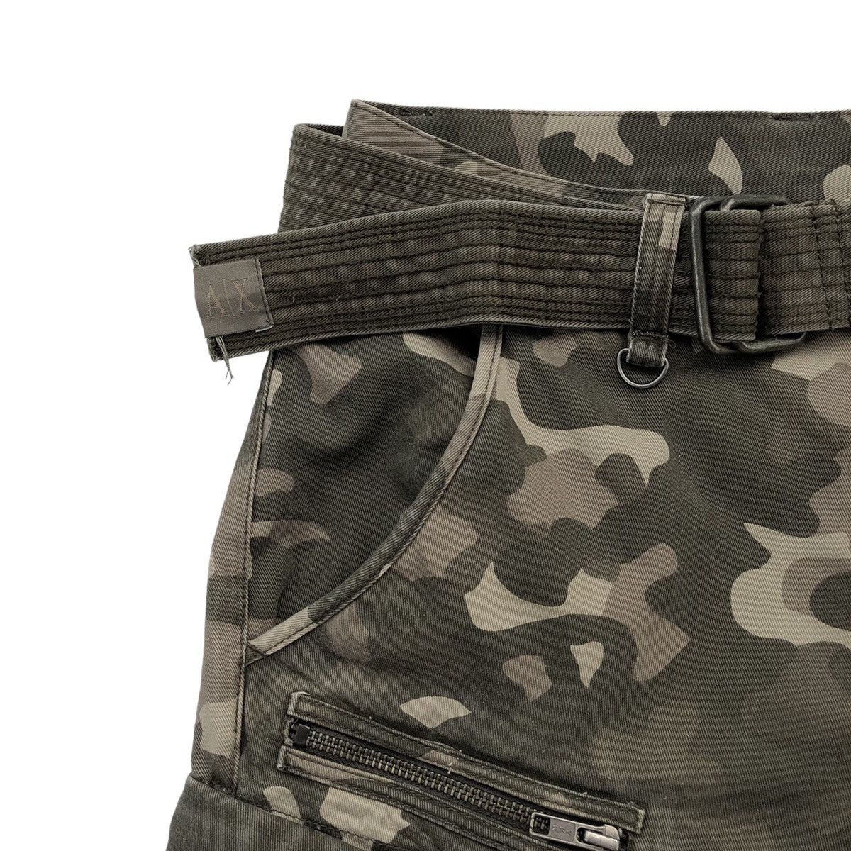 Armani Exchange Armani Exchange Camouflage Cargo Short Pant Size US 30 / EU 46 - 6 Thumbnail