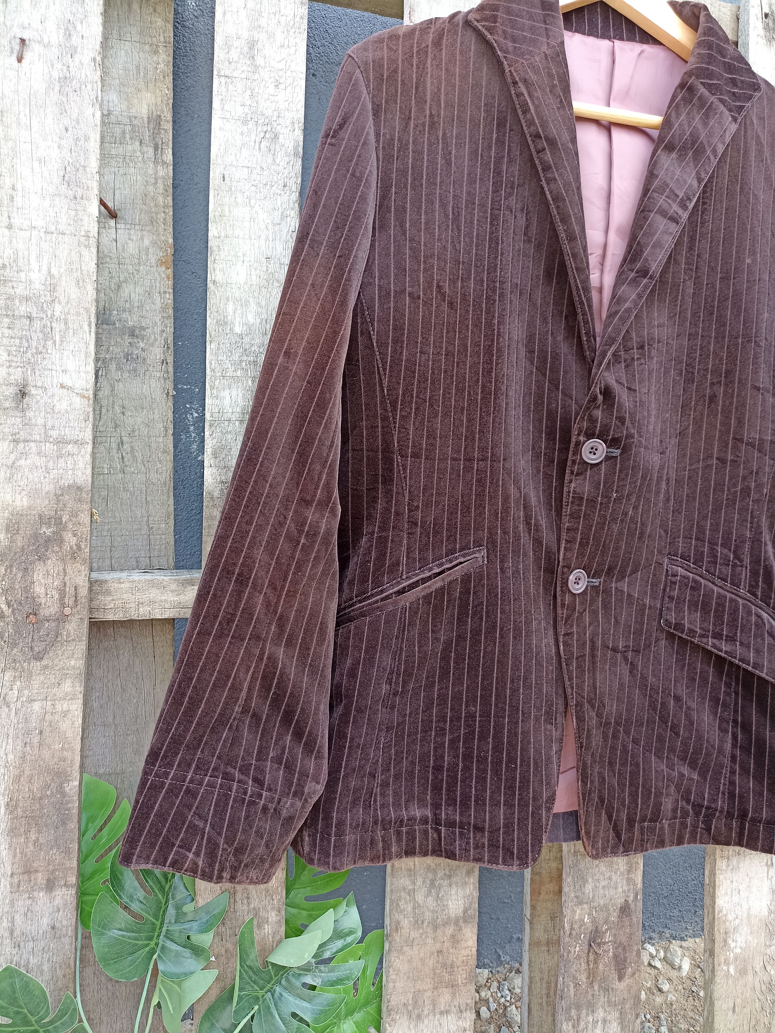 Japanese Brand × Takeo Kikuchi × Vintage Takeo kikuchi valvet blazer Size US M / EU 48-50 / 2 - 3 Thumbnail