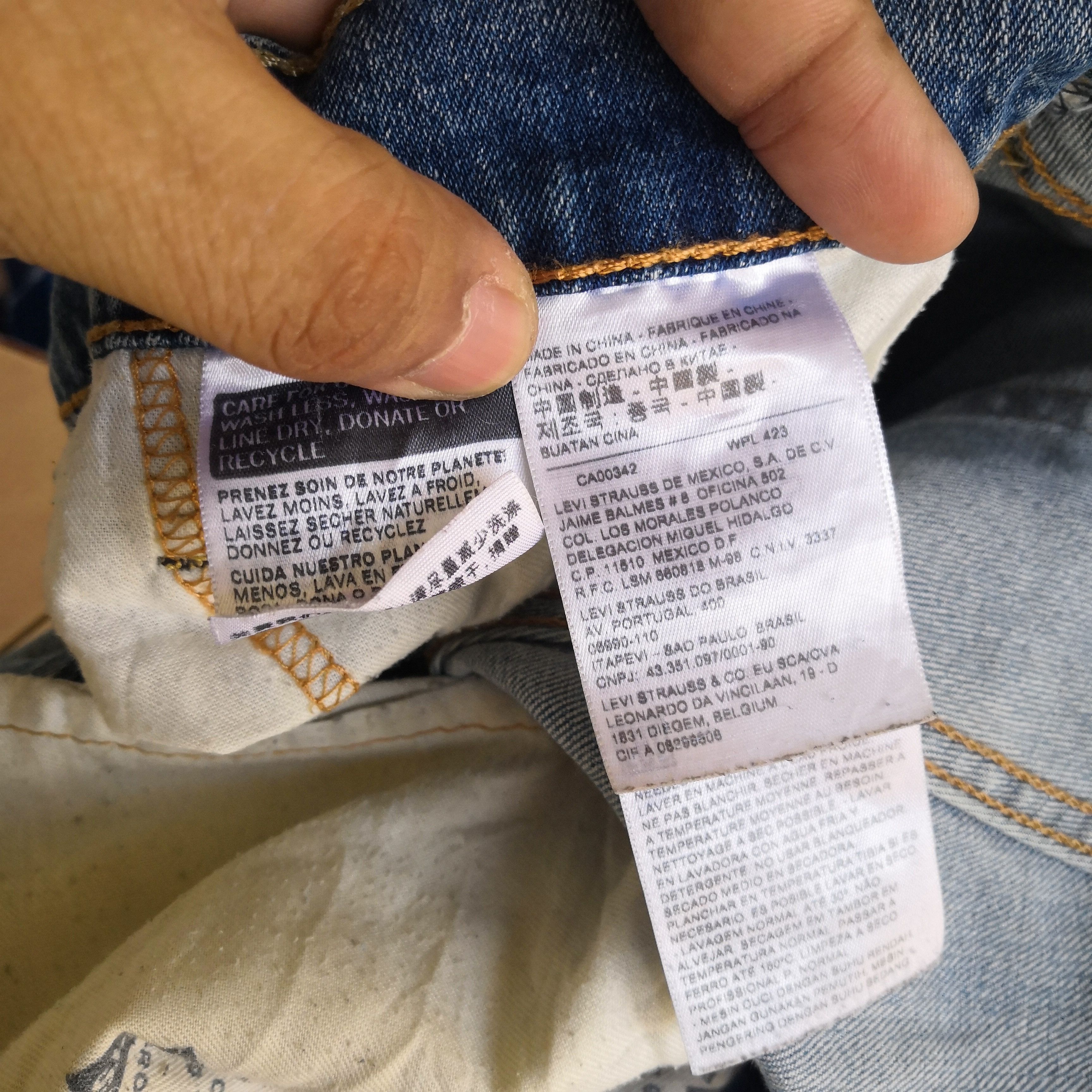 Levi's Vintage Levis Sun Faded Jeans Levi's Denim Light Wash Pants Size 30" / US 8 / IT 44 - 12 Thumbnail
