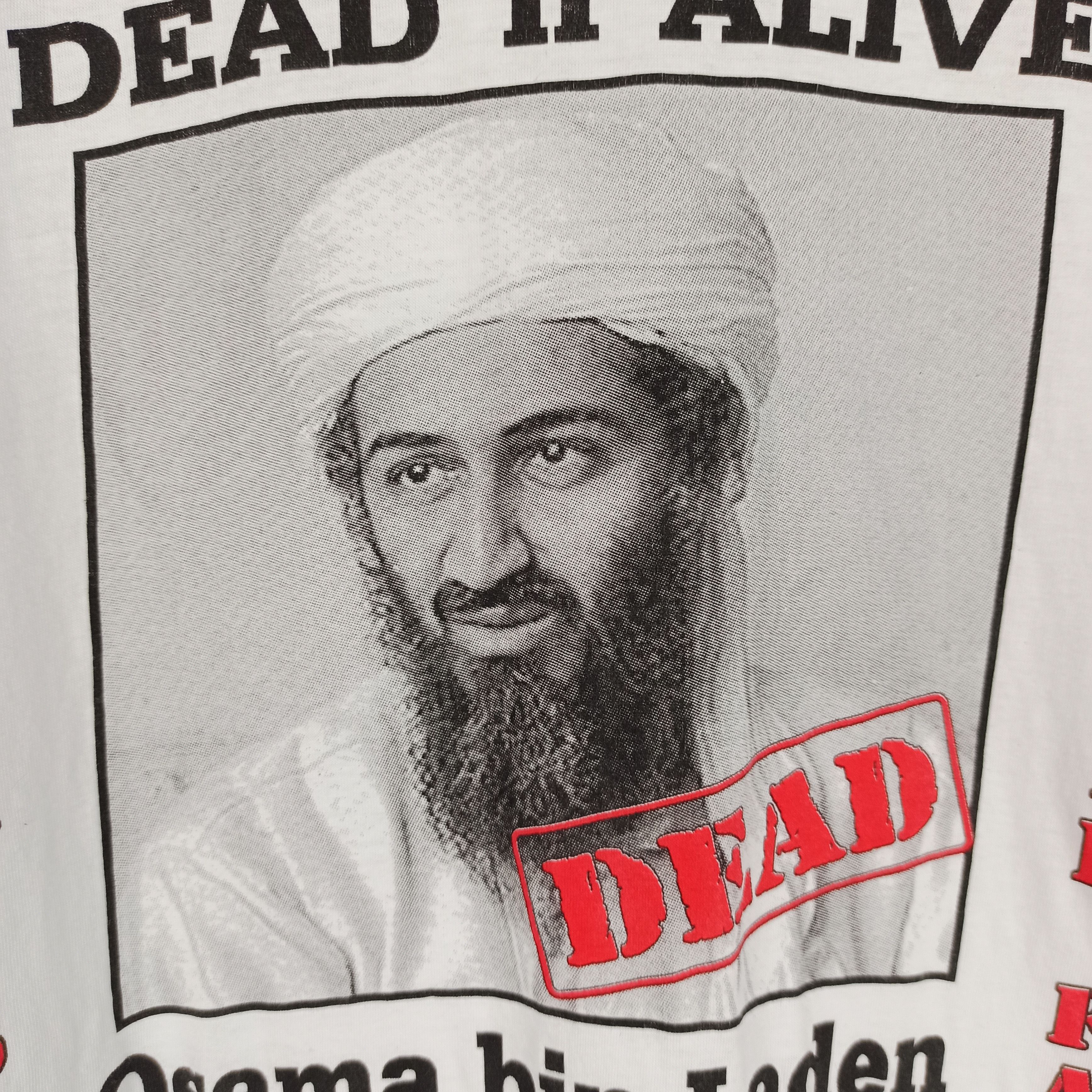 Vintage 🔥STEALS🔥 Osama Bin Laden American most Wanted Dead n Alive Size US L / EU 52-54 / 3 - 3 Thumbnail