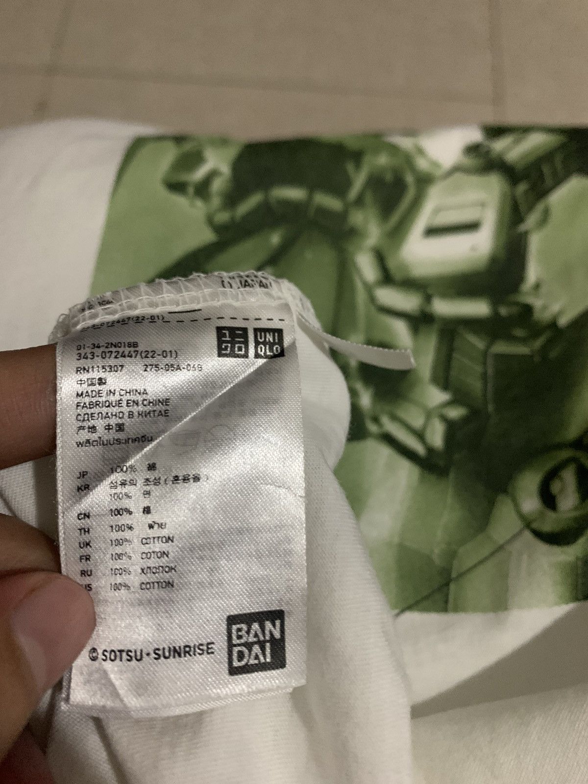 Anime × Japanese Brand × Vintage VINTAGE GUNDAM RX-78-2 & ZAKU II ANIME MANGA SHIRT Size US XL / EU 56 / 4 - 5 Thumbnail