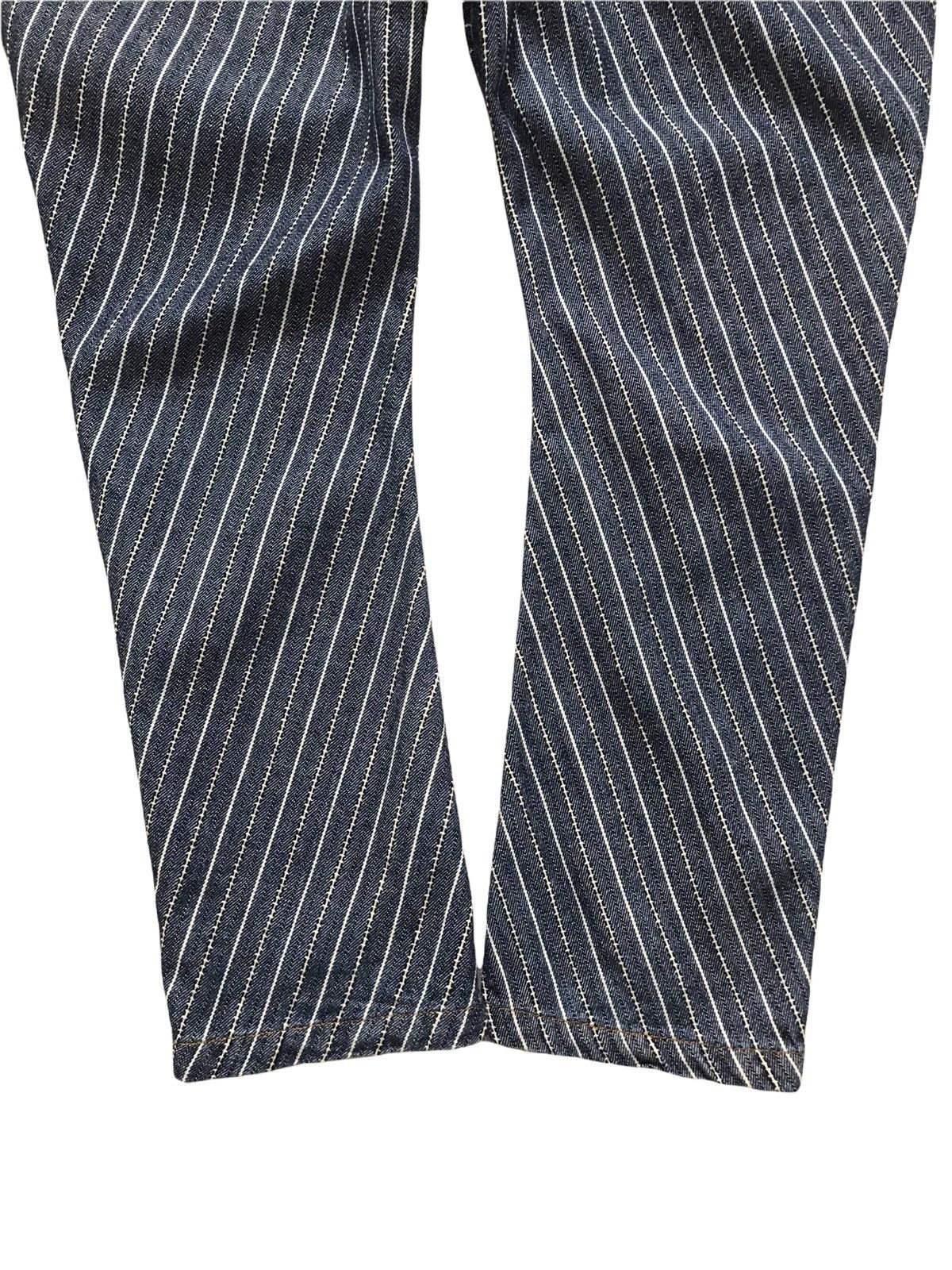 Ne-Net Ne-net Issey Miyake Curve Stripes Denim Jeans Size US 31 - 7 Thumbnail