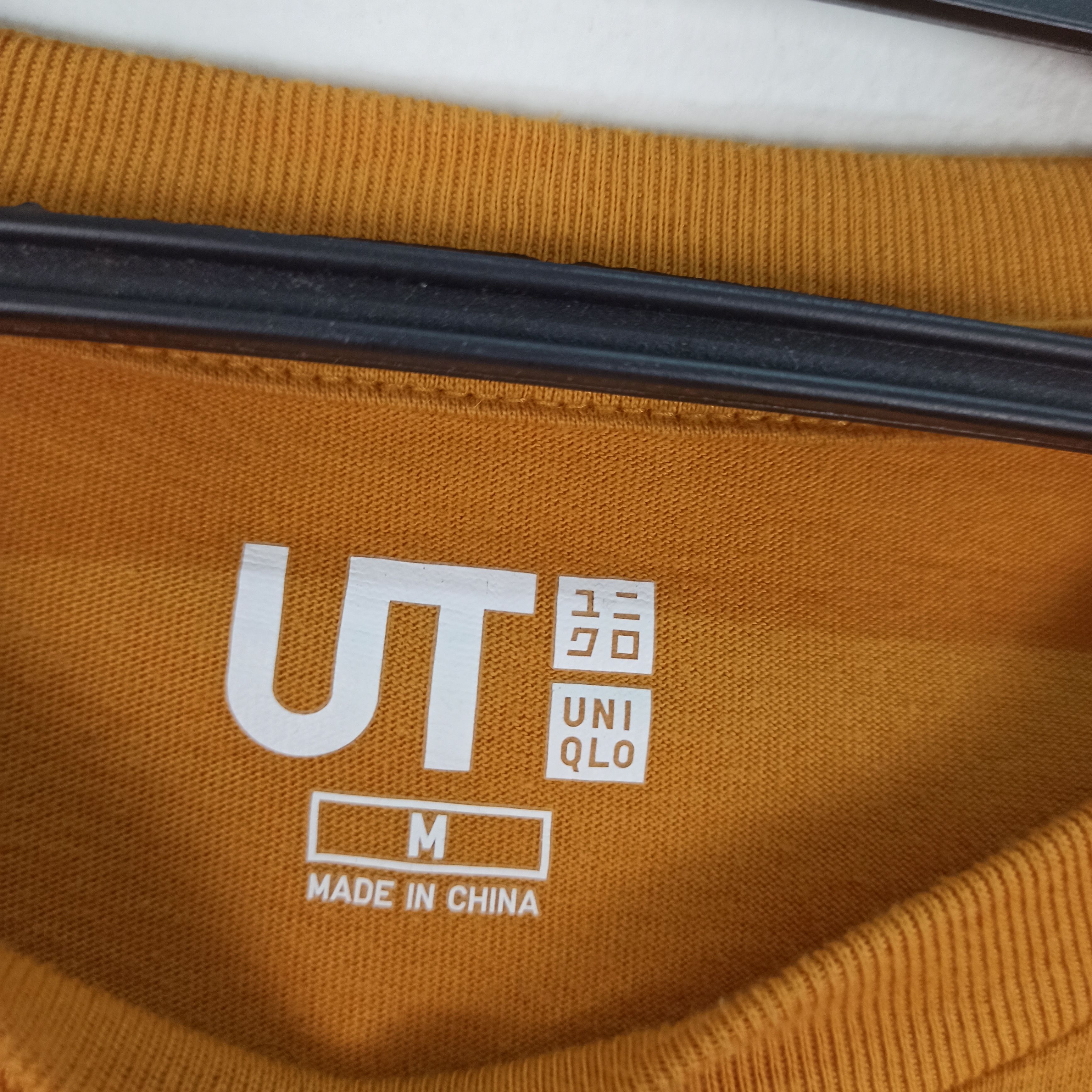 Japanese Brand 🔥STEALS🔥 Anime Demon Slayer Promo T-shirt by Uniqlo Size US M / EU 48-50 / 2 - 6 Thumbnail